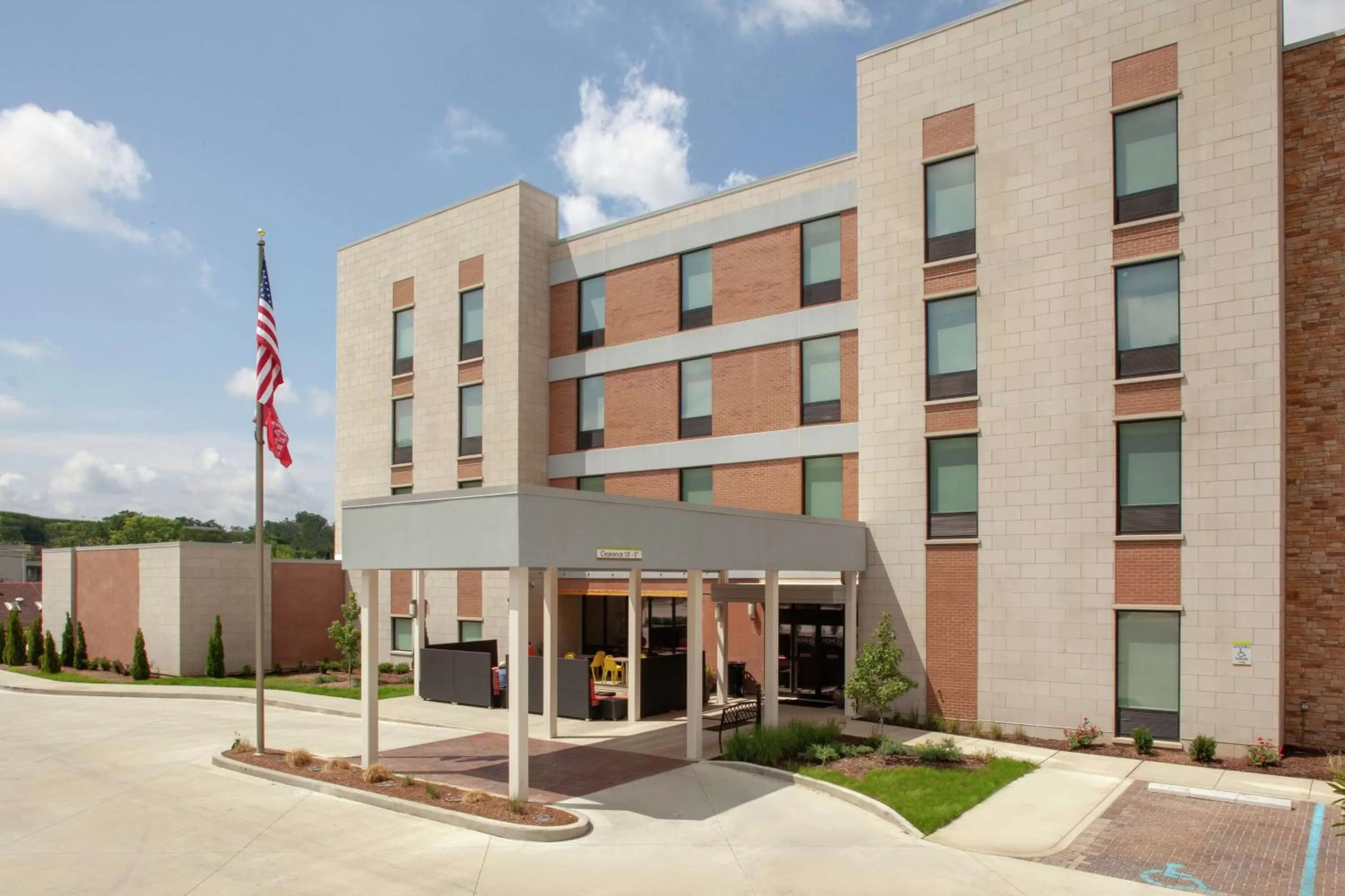 Property building in Home2 Suites by Hilton Bloomington