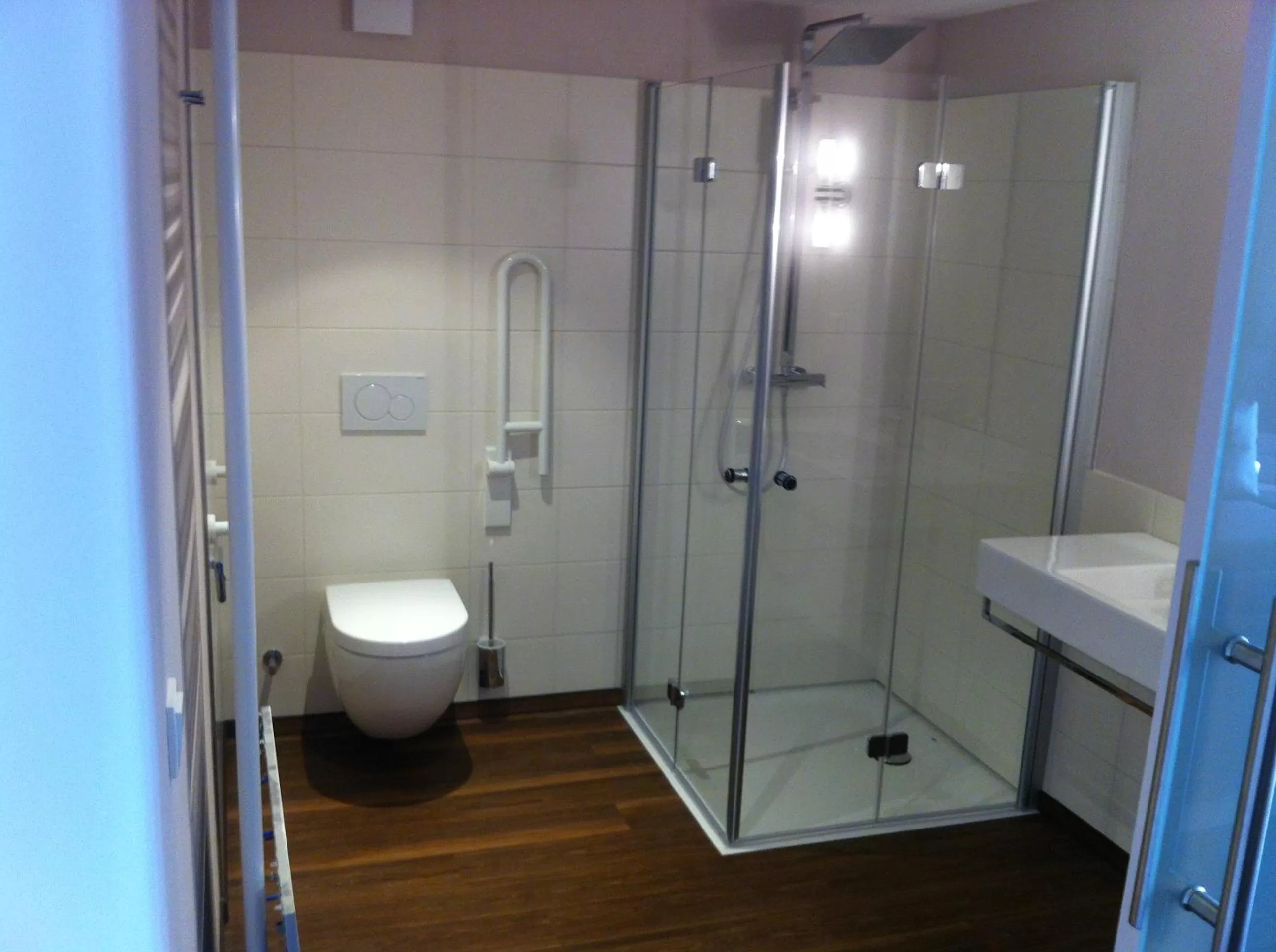 Shower in Stössels Hotel