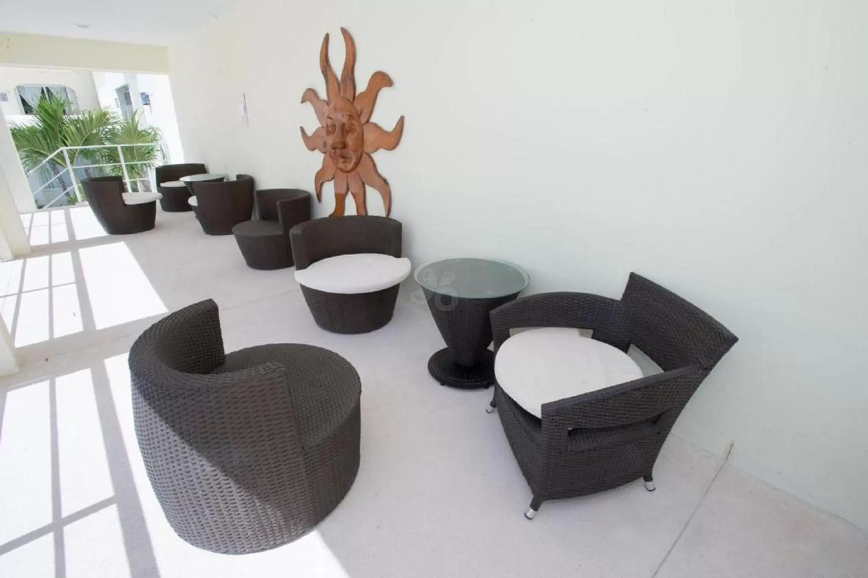 Area and facilities, Seating Area in Playa Maya by MIJ - Beachfront Hotel