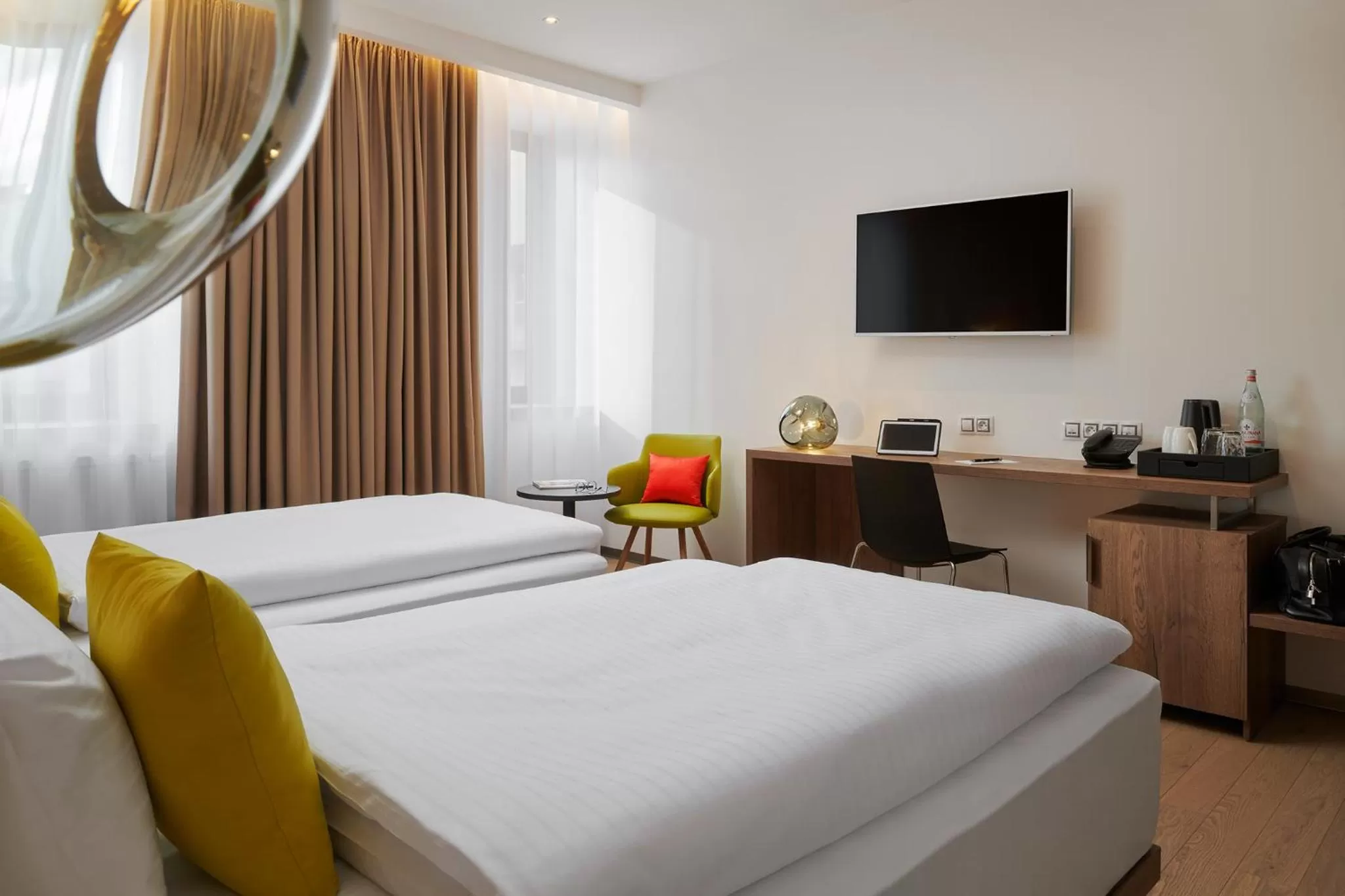 Bed in Hotel Passage