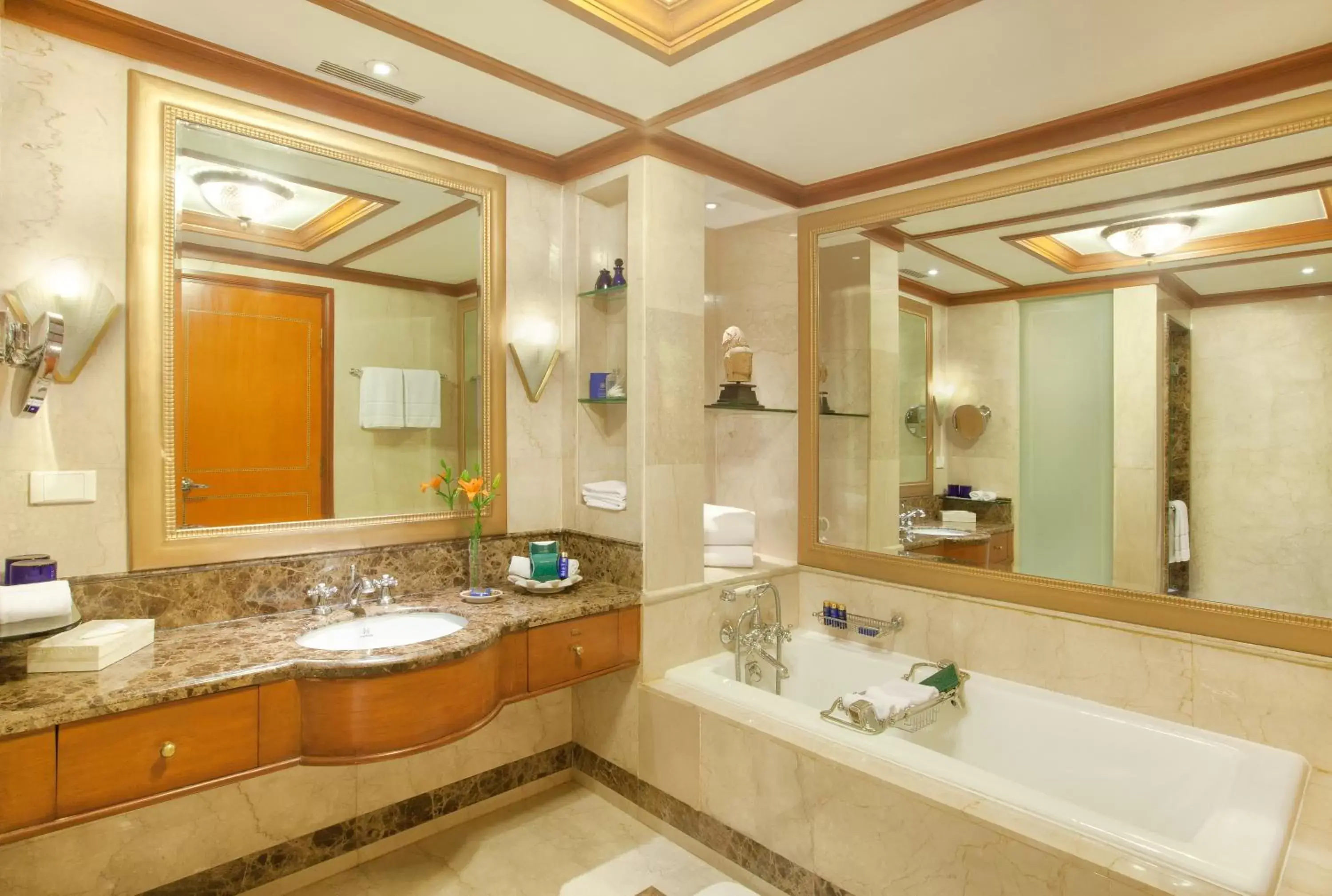 Bathroom in Wildflower Hall, An Oberoi Resort, Shimla