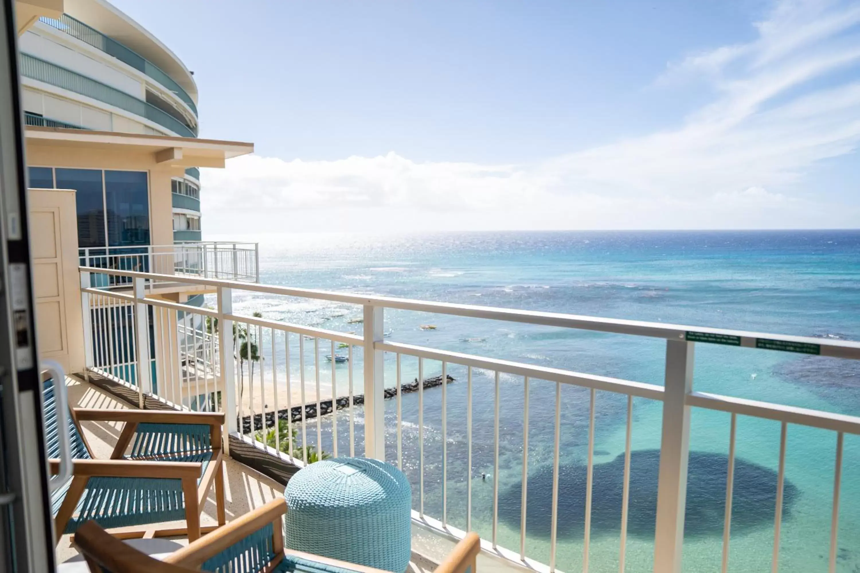 Balcony/Terrace in Kaimana Beach Hotel