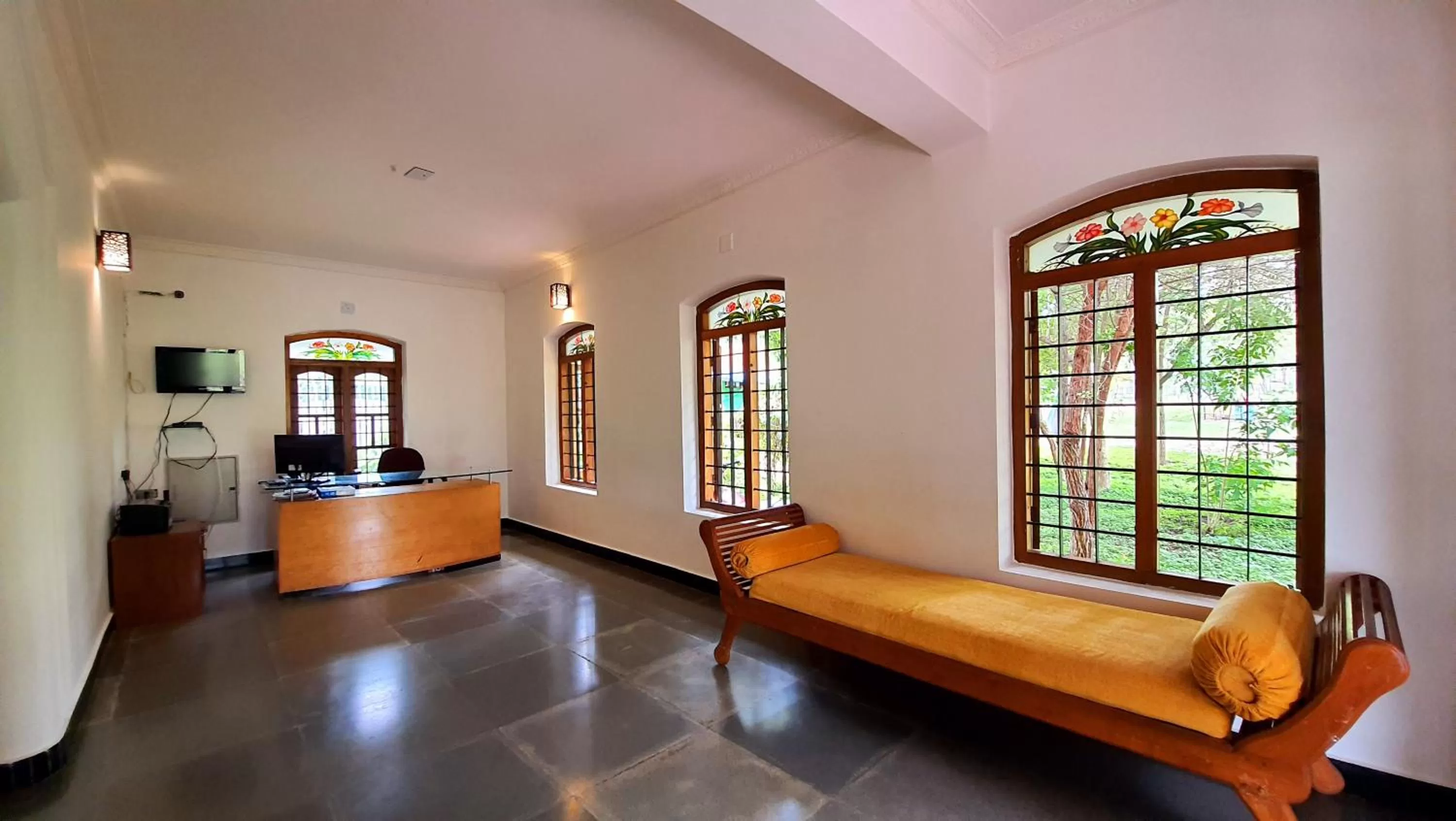 Lobby or reception in Avadale Masinagudi - Stag Groups Not Allowed