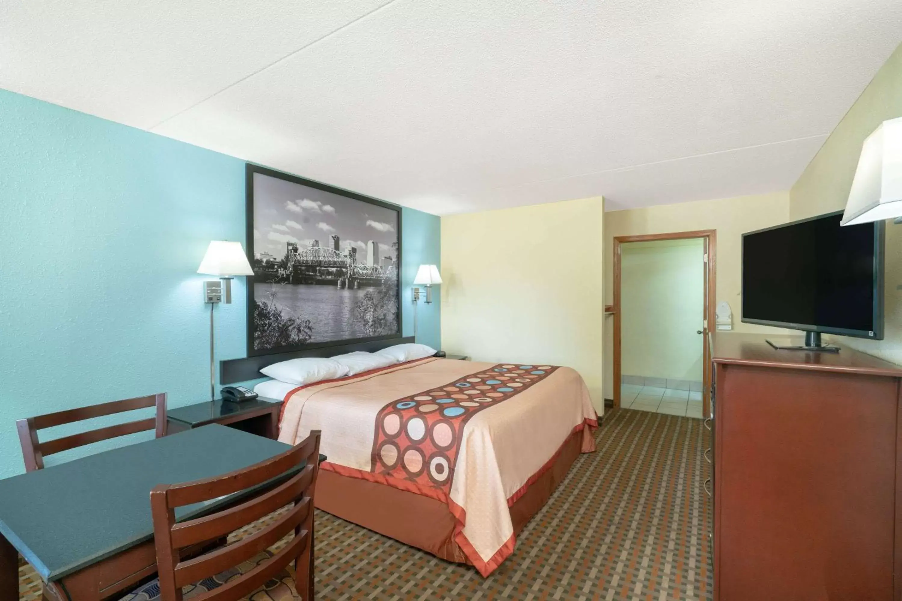 Photo of the whole room, Bed in Super 8 by Wyndham North Little Rock/McCain