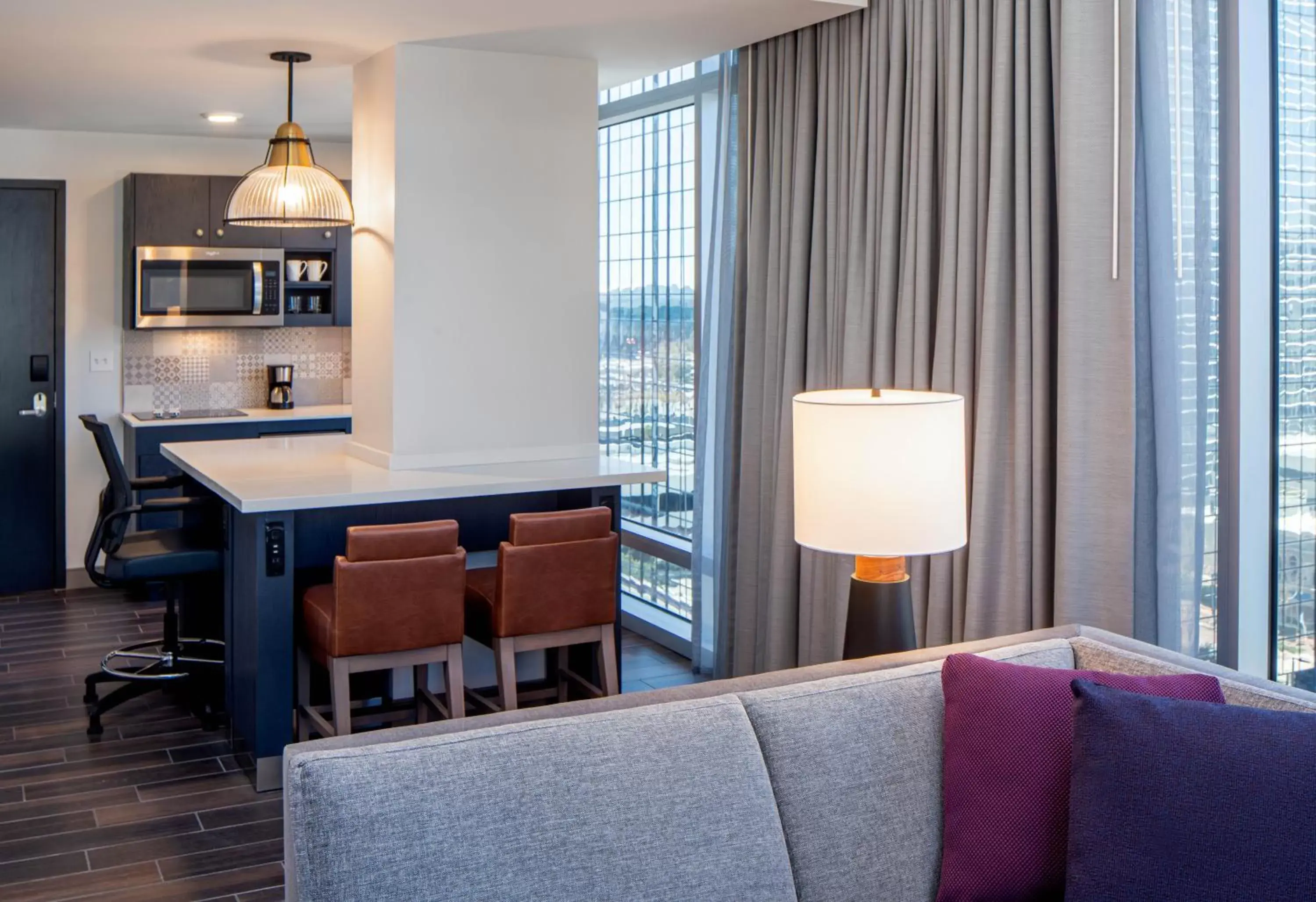 Dining area, Seating Area in Hyatt House Tampa Downtown