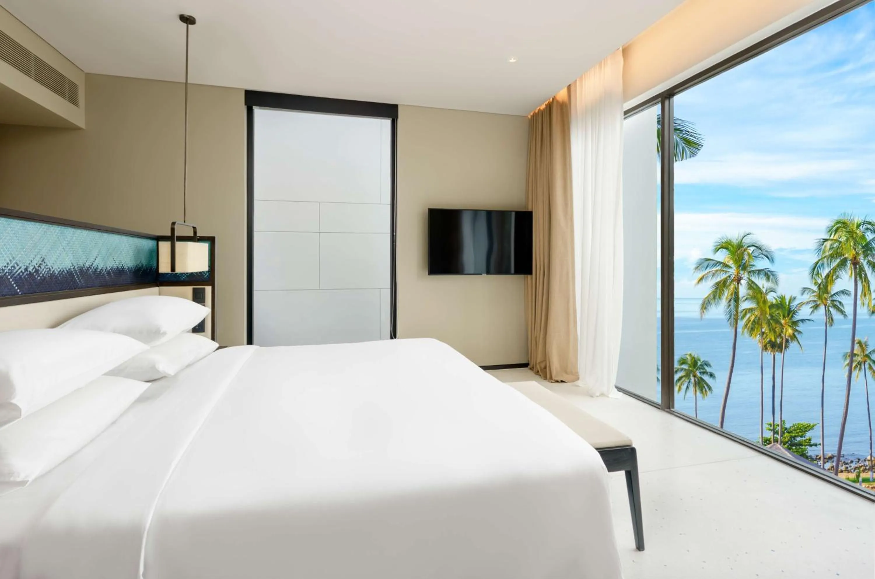 Photo of the whole room, Bed in Hyatt Regency Koh Samui