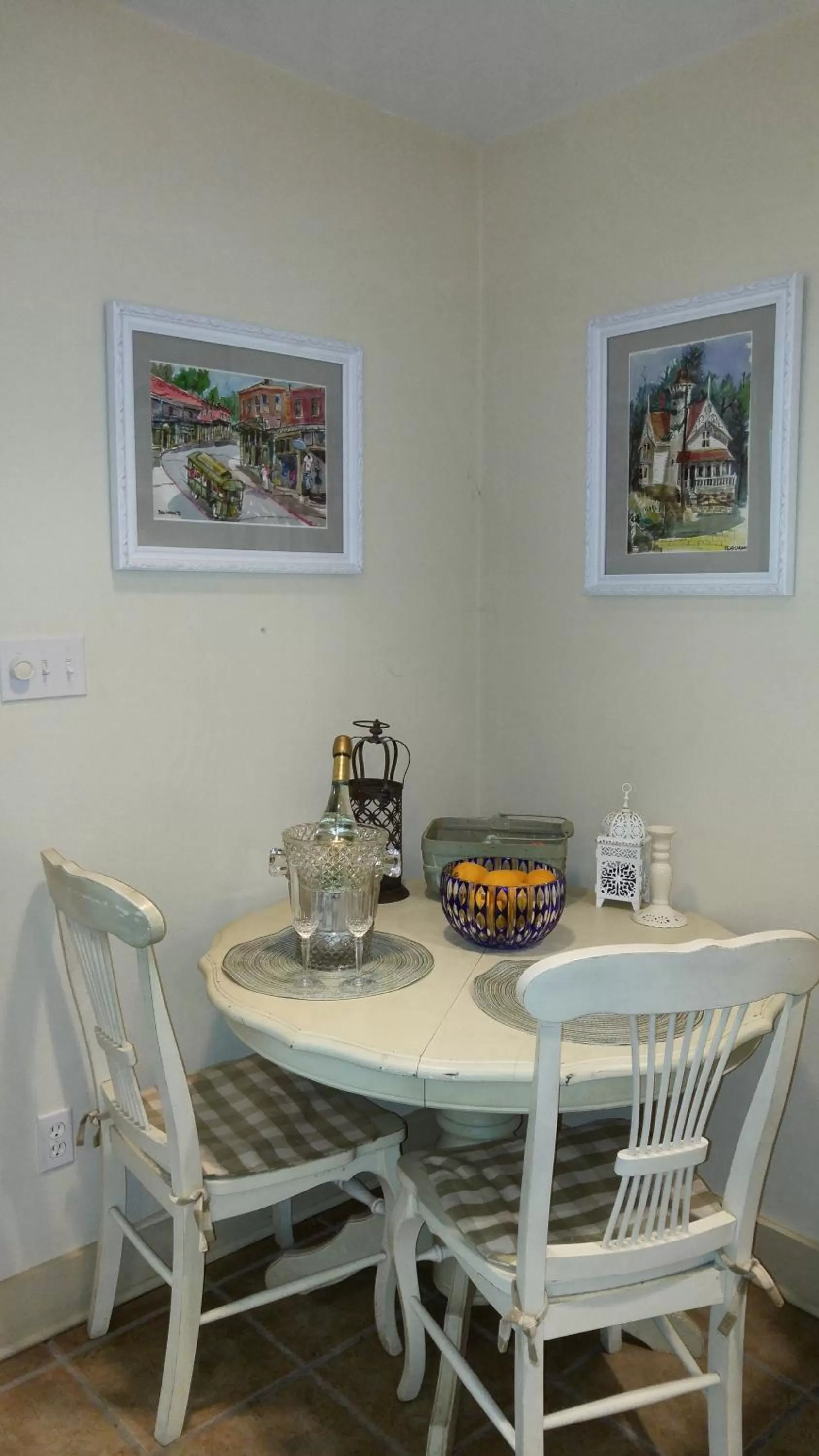 Dining Area in Hidden Springs Bed and Breakfast