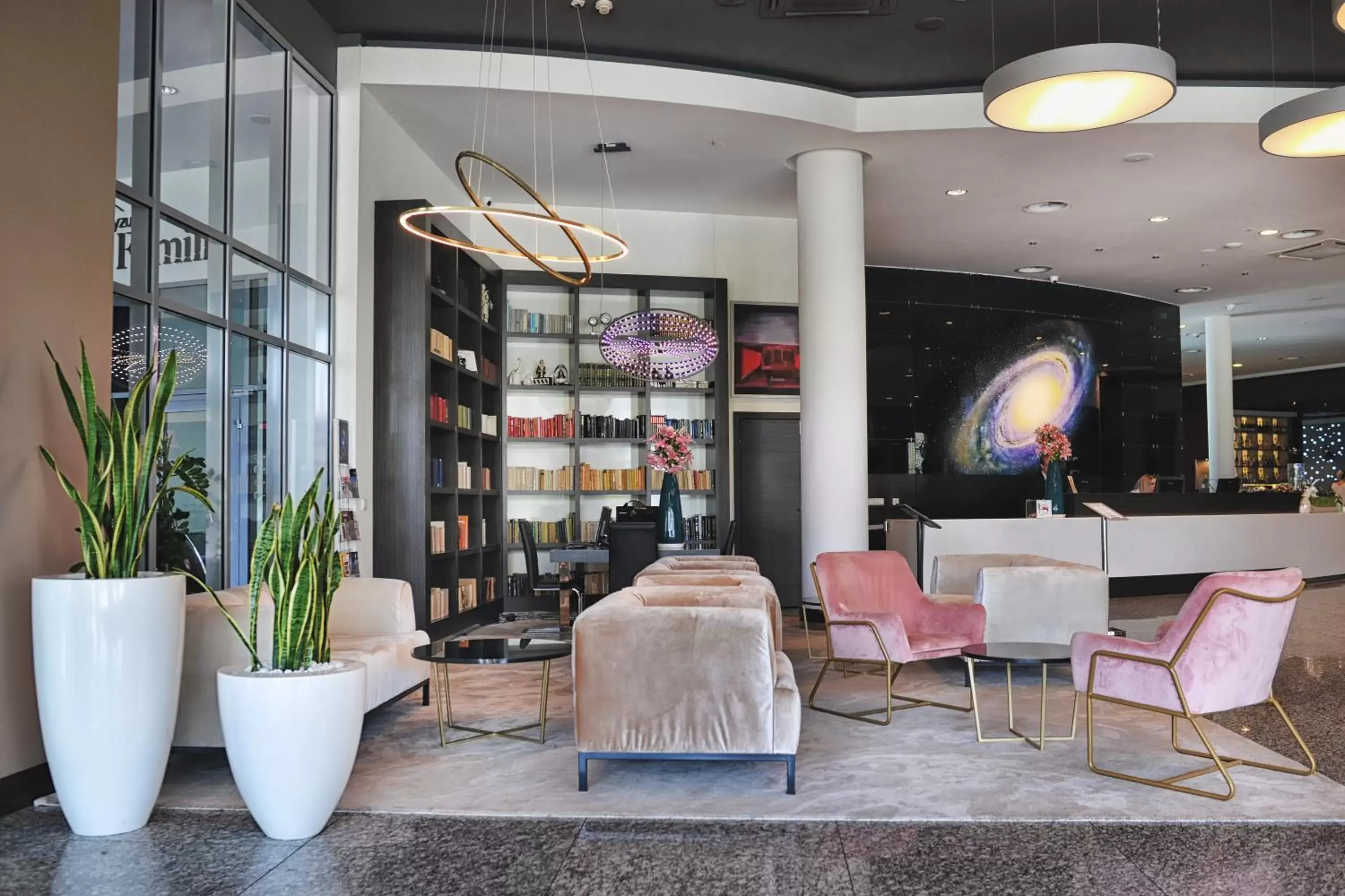 Lobby or reception in Copernicus Toruń Hotel