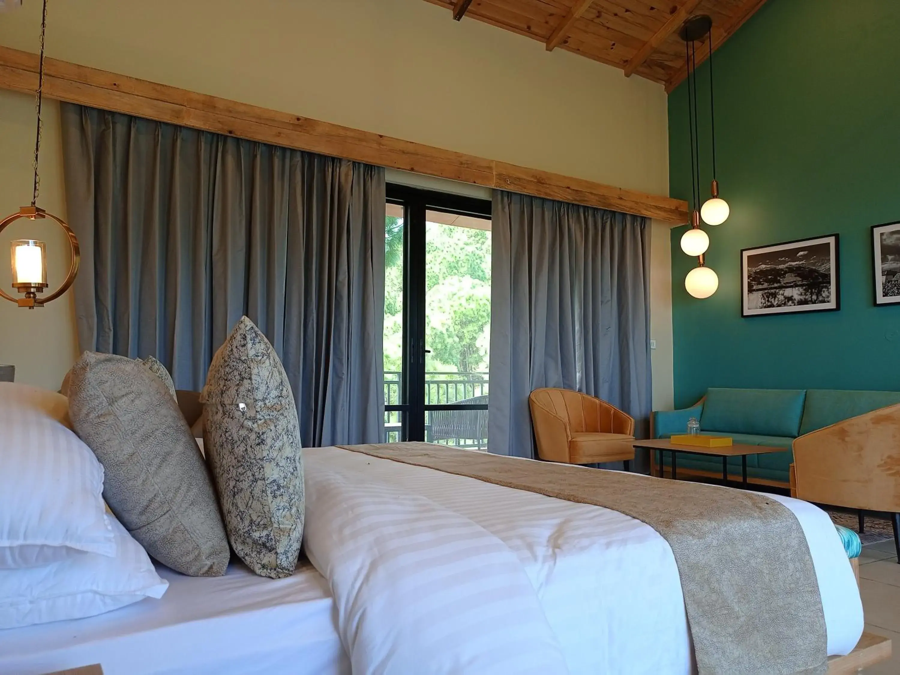 Bed in Rakkh Resort, a member of Radisson Individuals Retreats