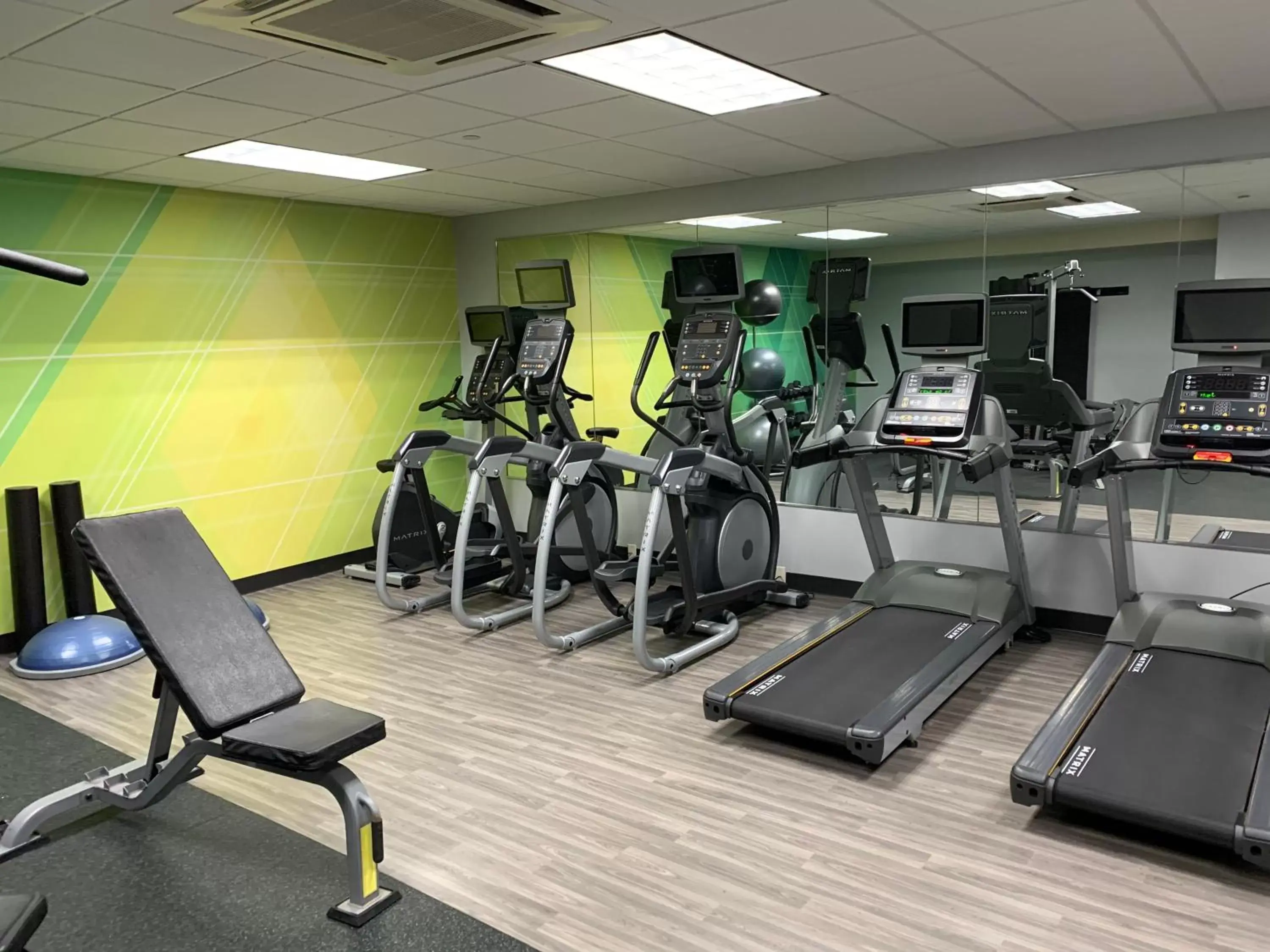 Fitness centre/facilities, Fitness Center/Facilities in Holiday Inn Martinsburg, an IHG Hotel