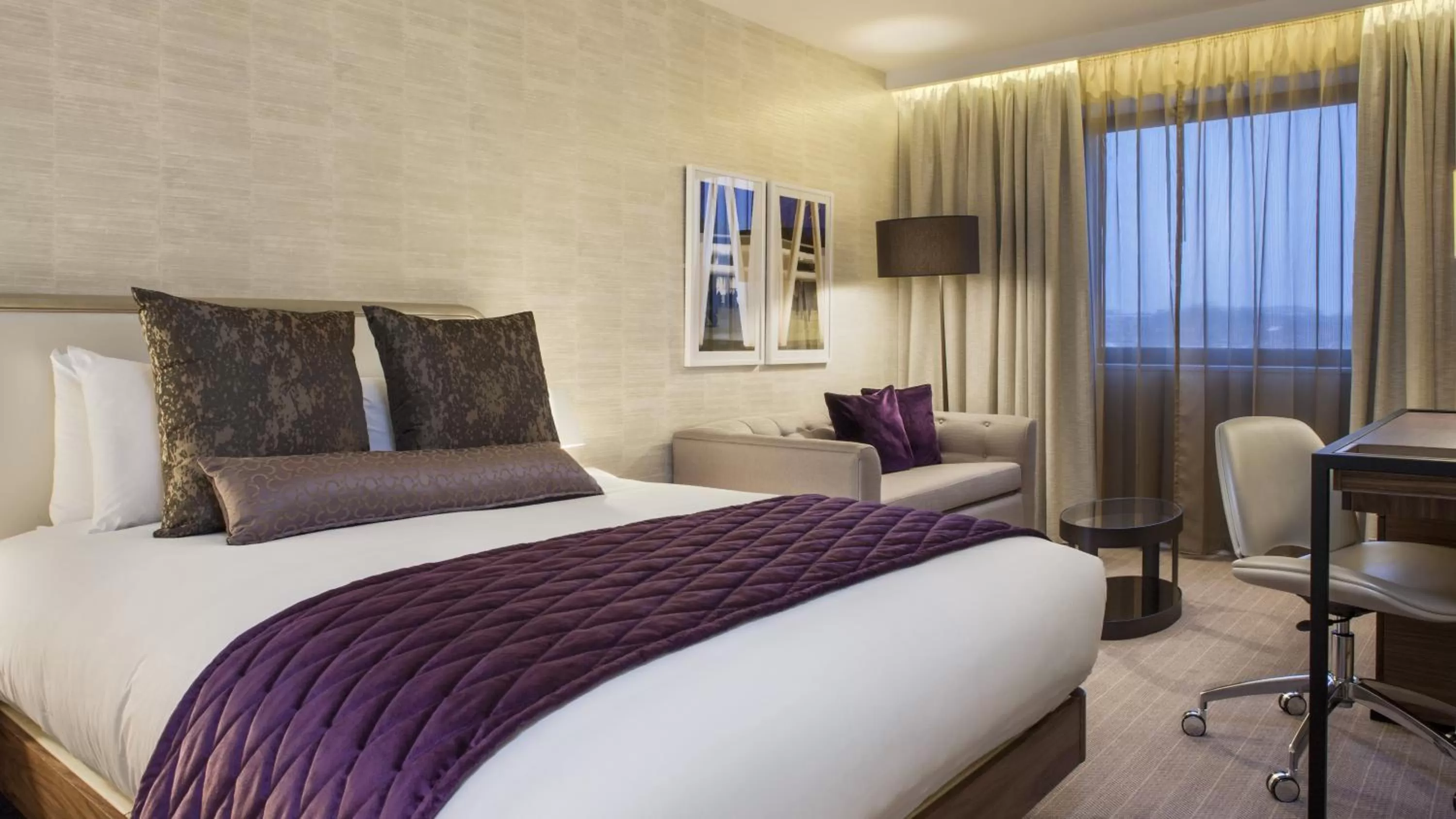 Photo of the whole room, Bed in Crowne Plaza London Kings Cross by IHG