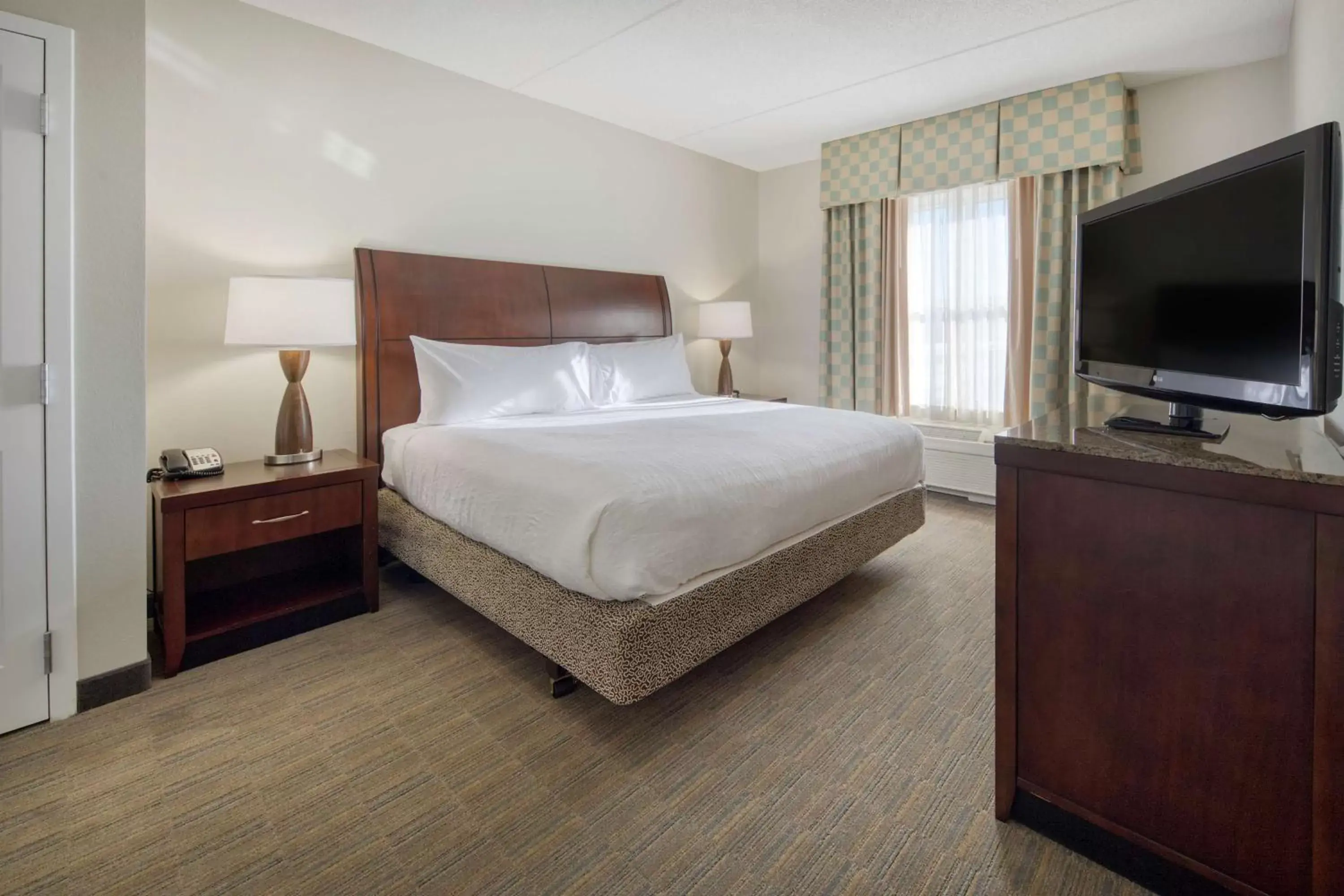 Bedroom, Bed in Hilton Garden Inn Durham Southpoint