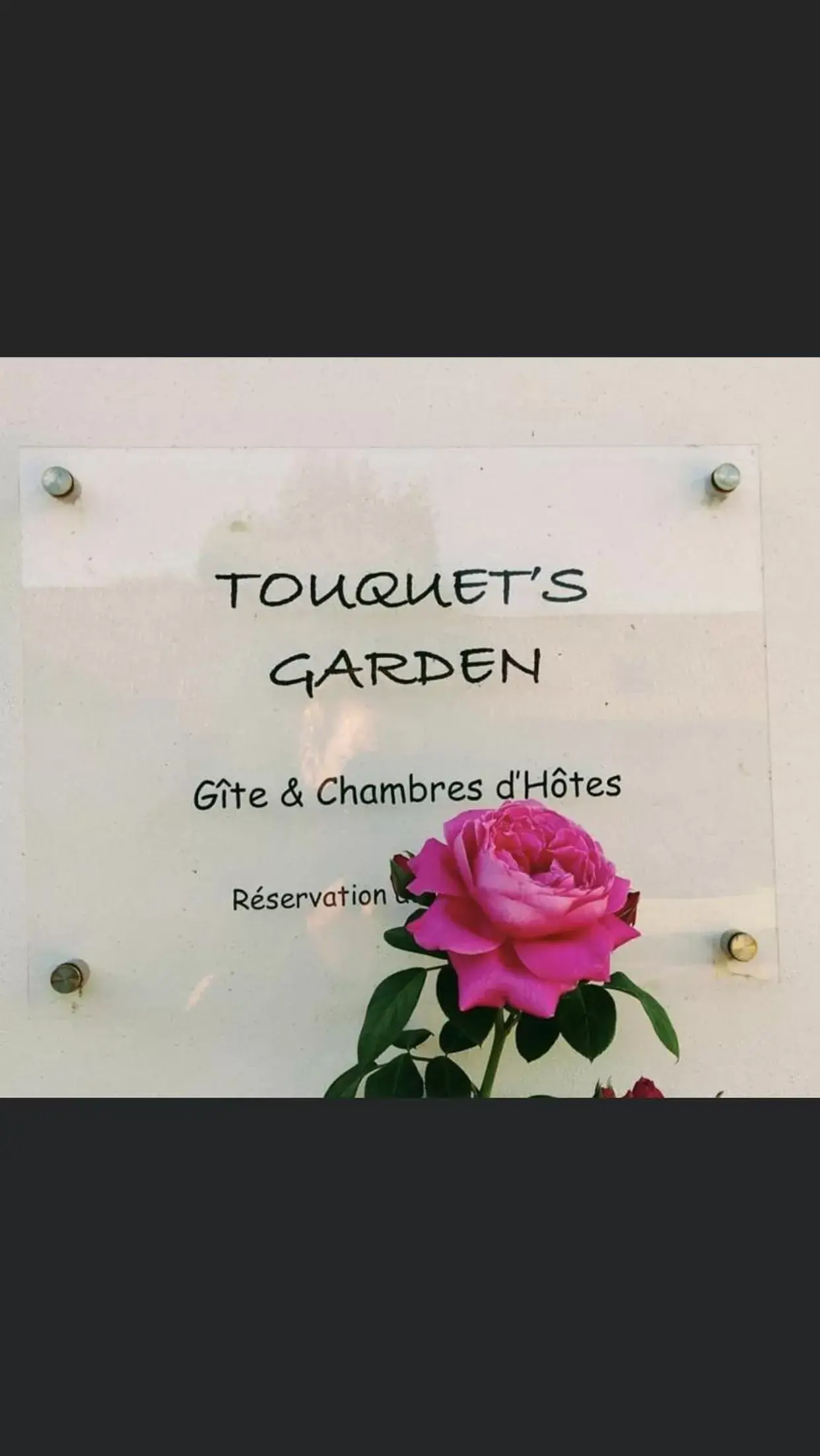 Property logo or sign in Chambre d'Hôte Touquet's Garden