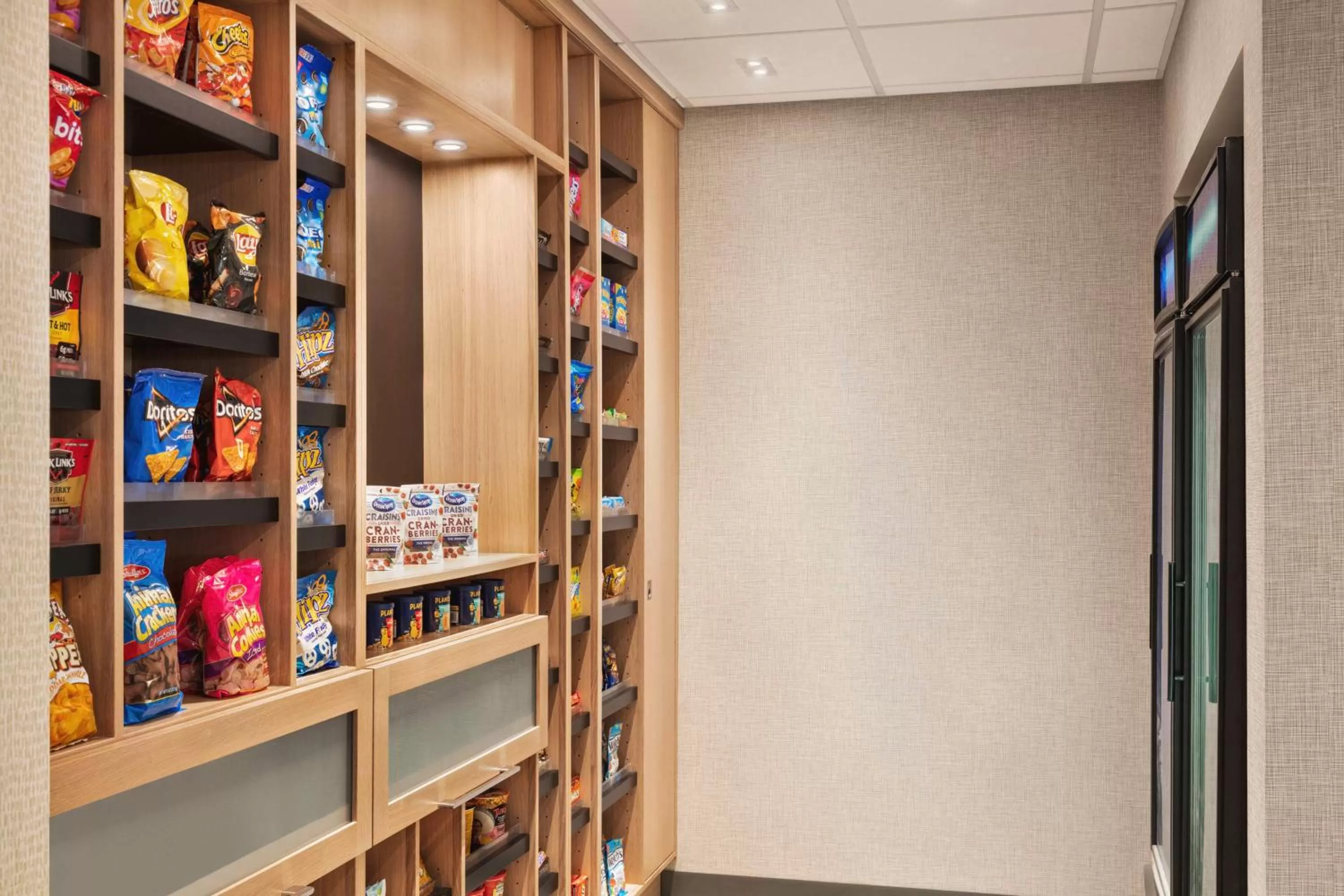 Restaurant/places to eat in Hampton Inn & Suites Valparaiso