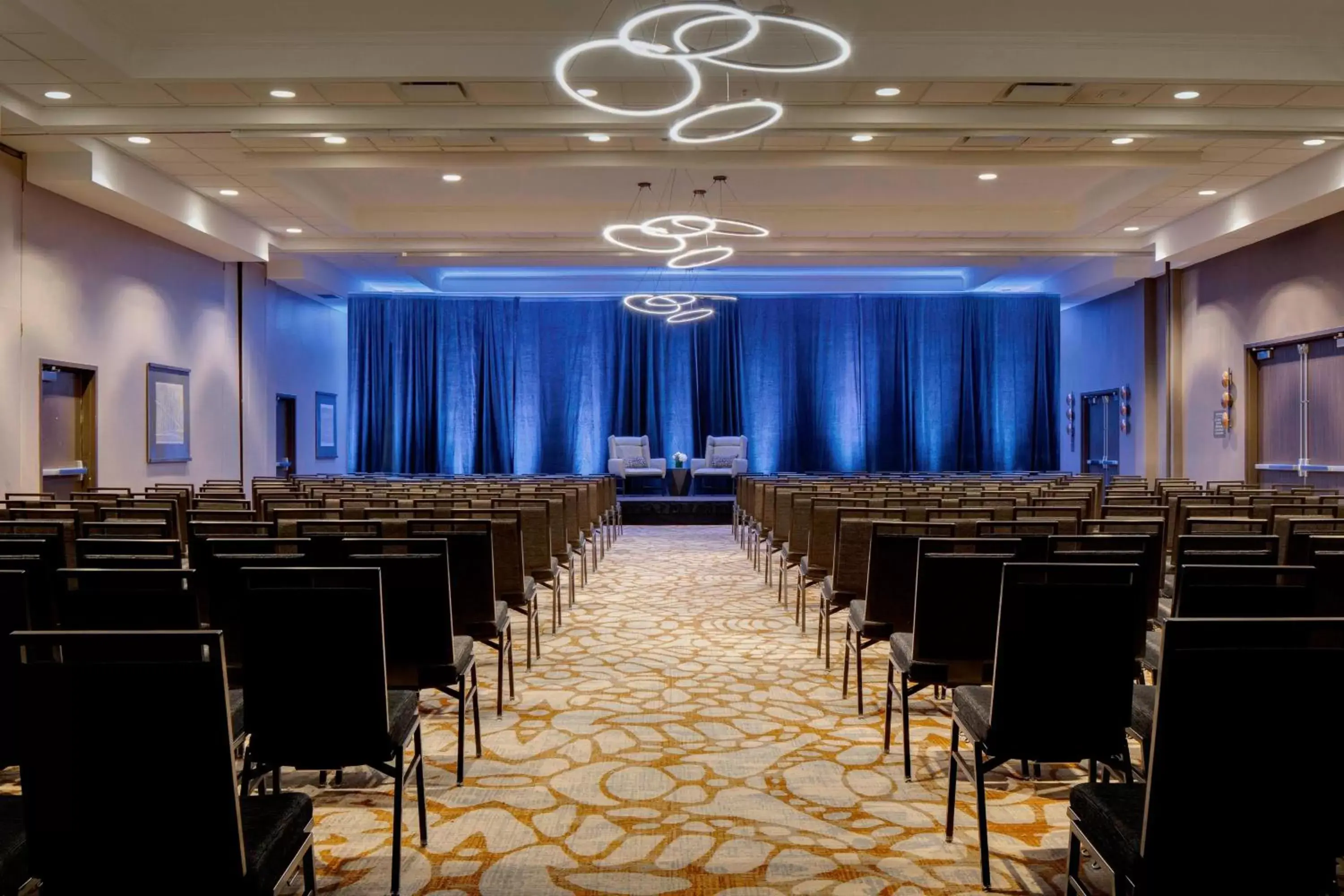 Meeting/conference room in New York LaGuardia Airport Marriott