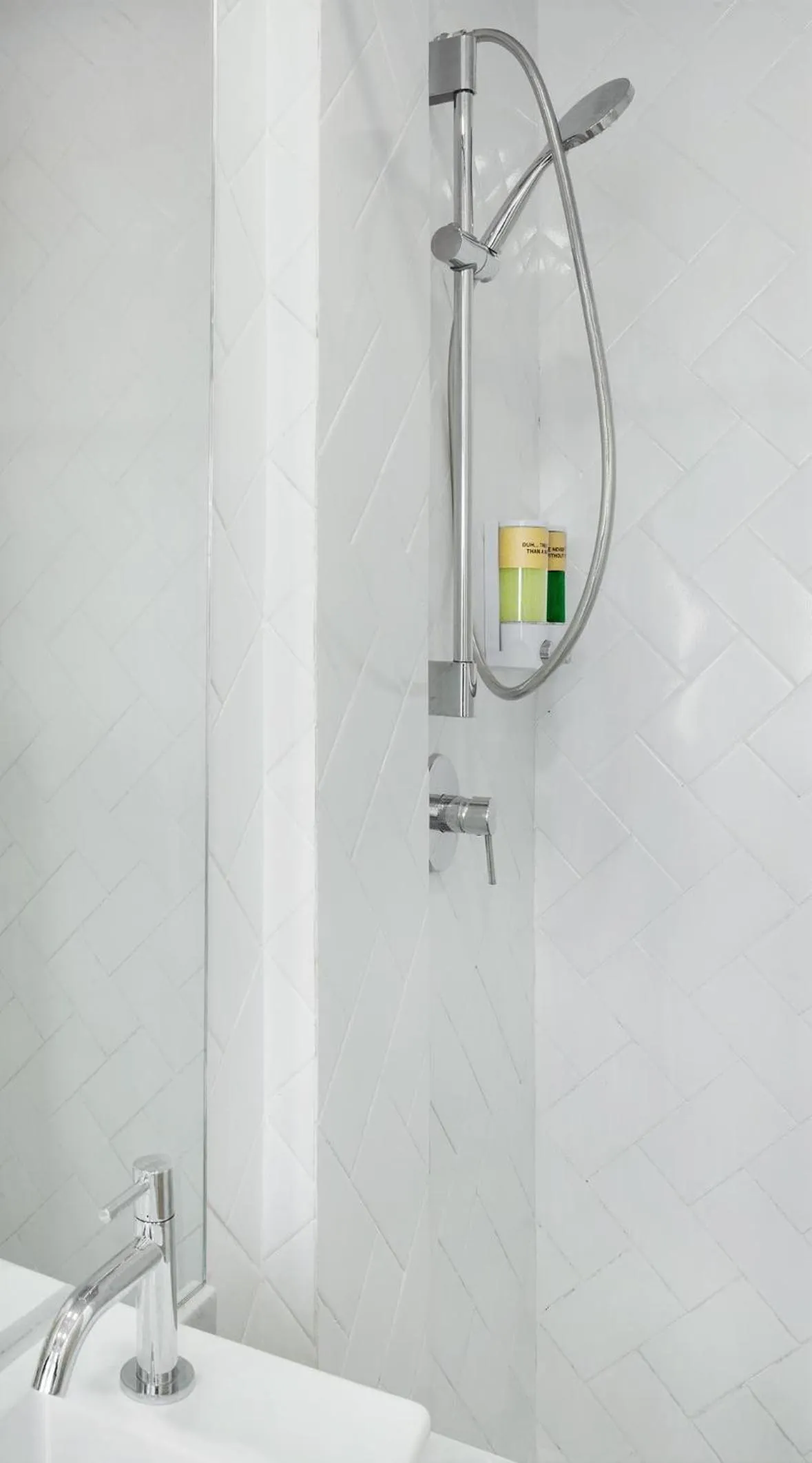 Bathroom in Konko Hostel Jakarta