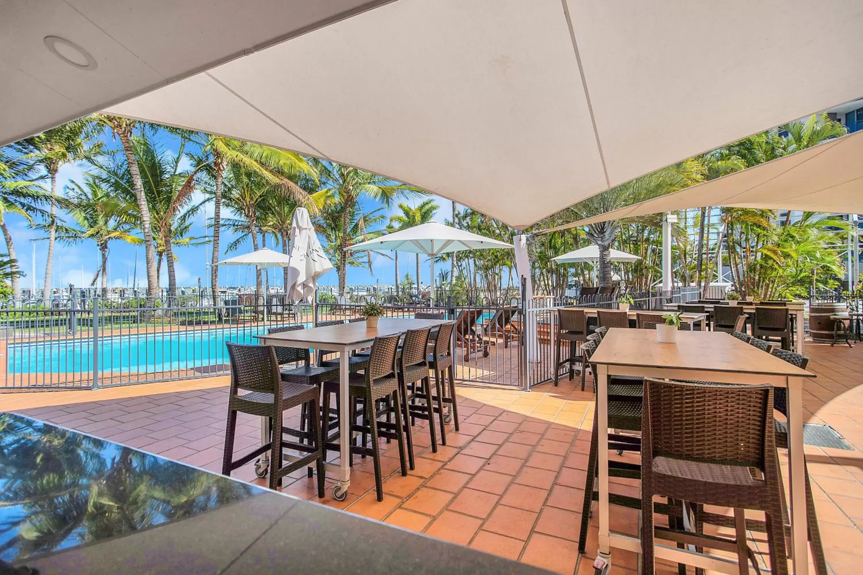 Patio, Restaurant/Places to Eat in Mantra Mackay