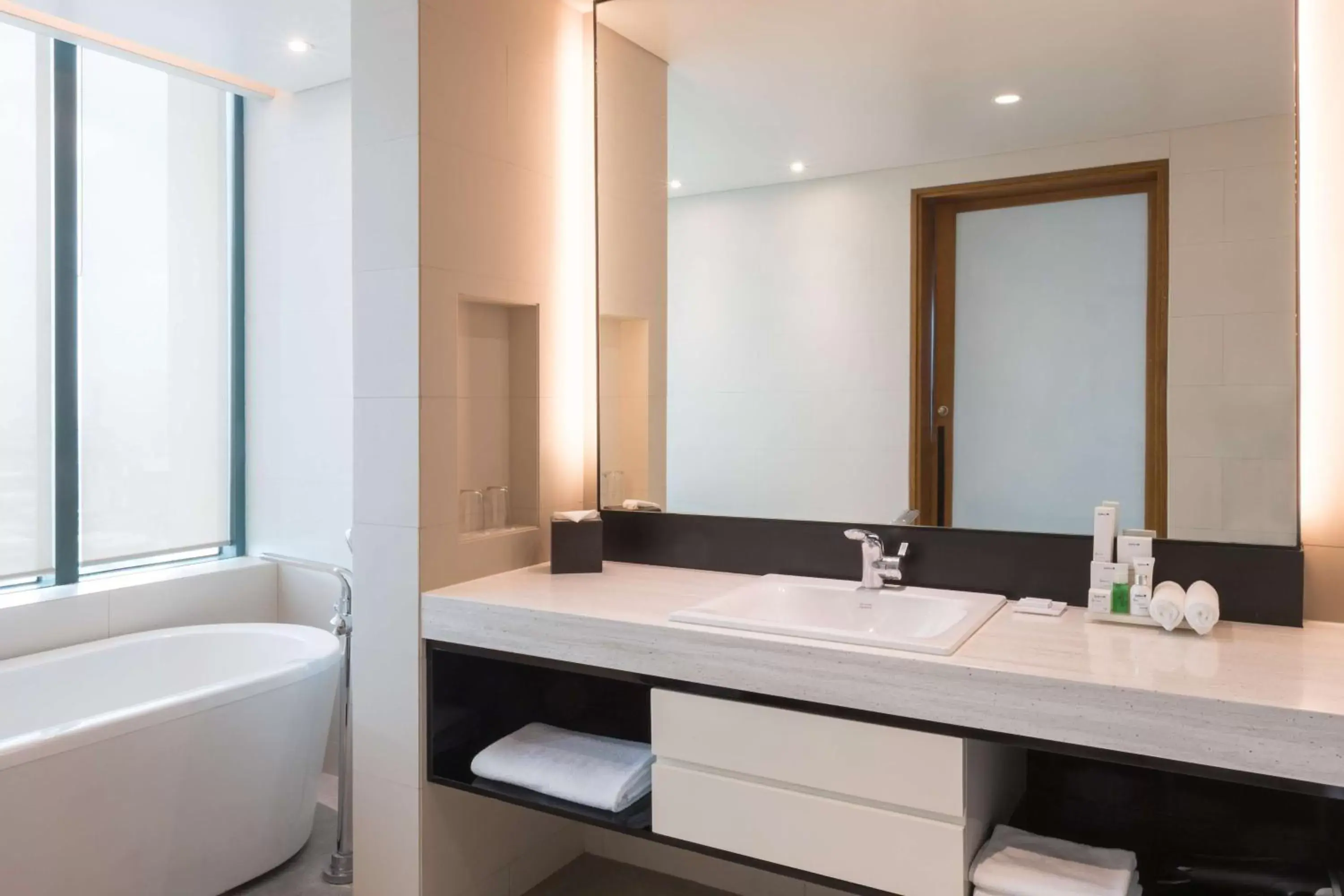 Toilet, Bathroom in Radisson Blu Cebu