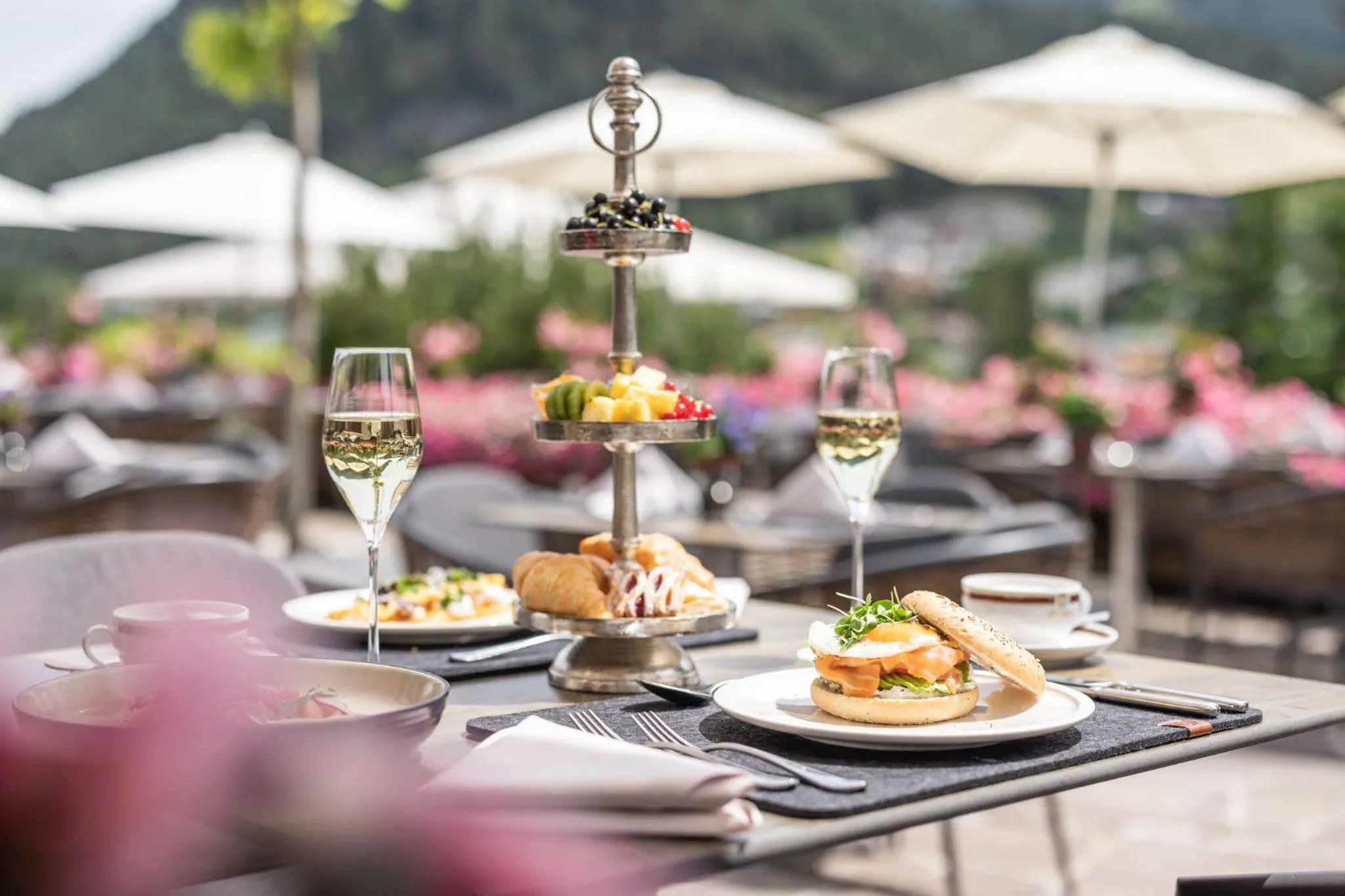 Breakfast in Astoria Resort