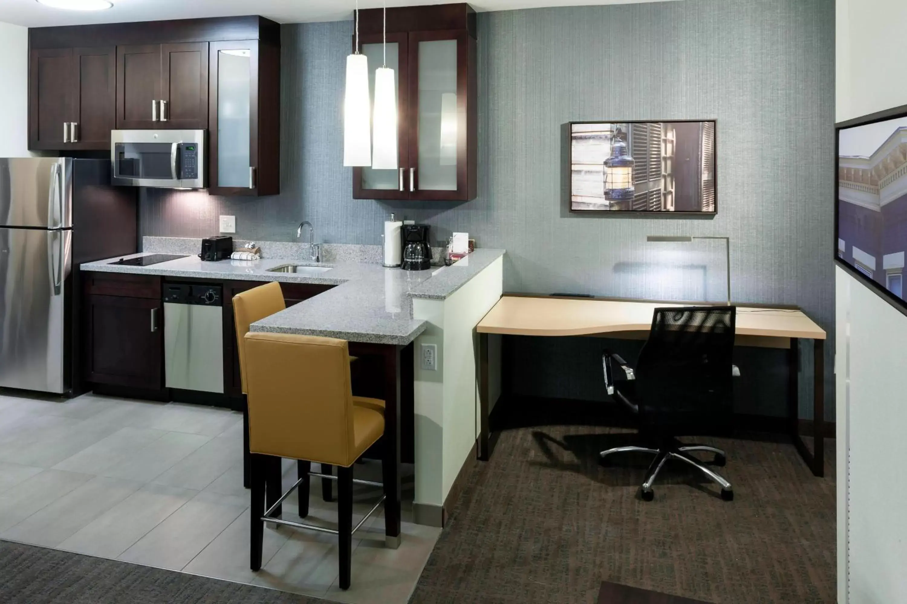 Kitchen or kitchenette, Kitchen/Kitchenette in Residence Inn by Marriott Richmond Downtown