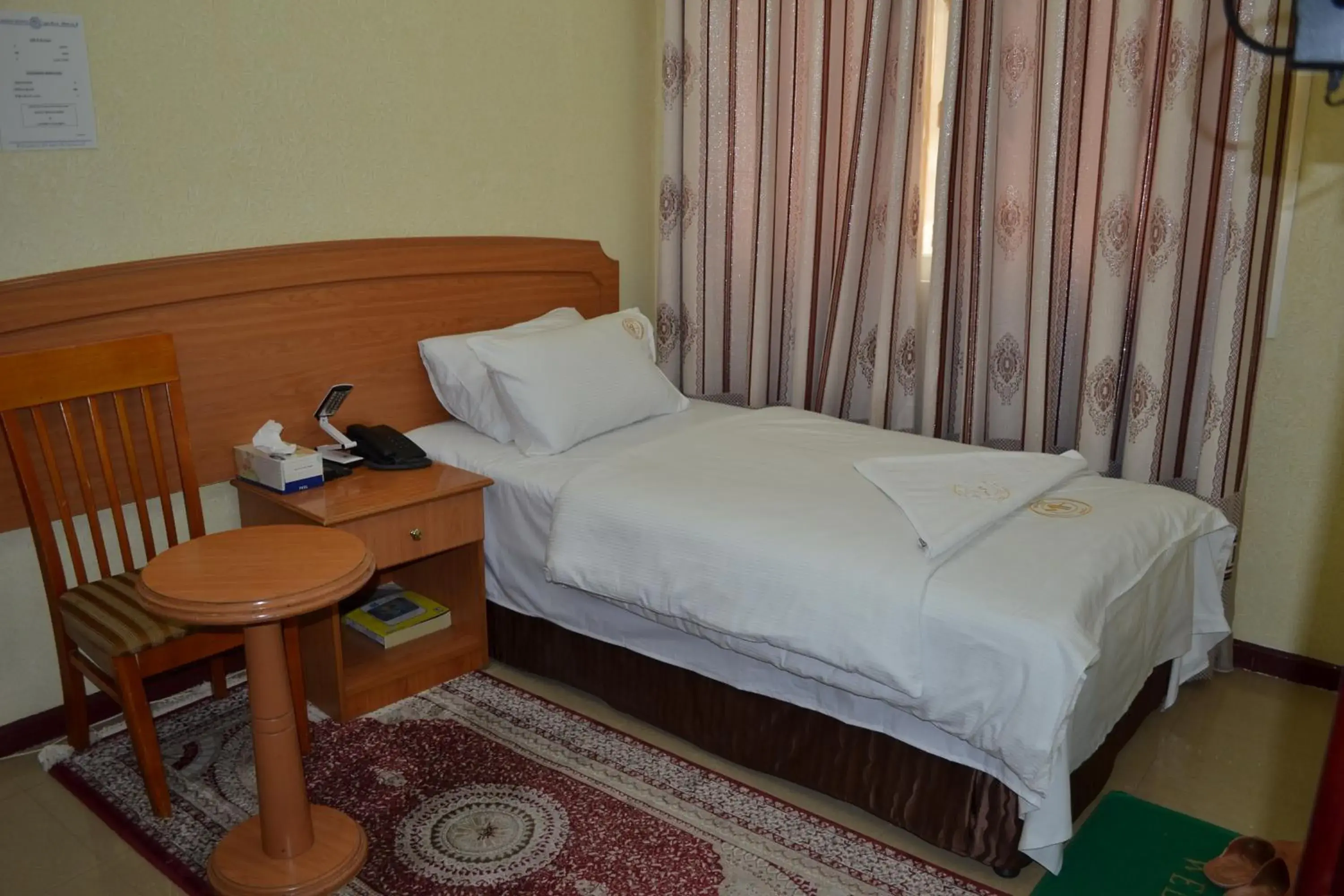 Single Room in Maaeen Hotel