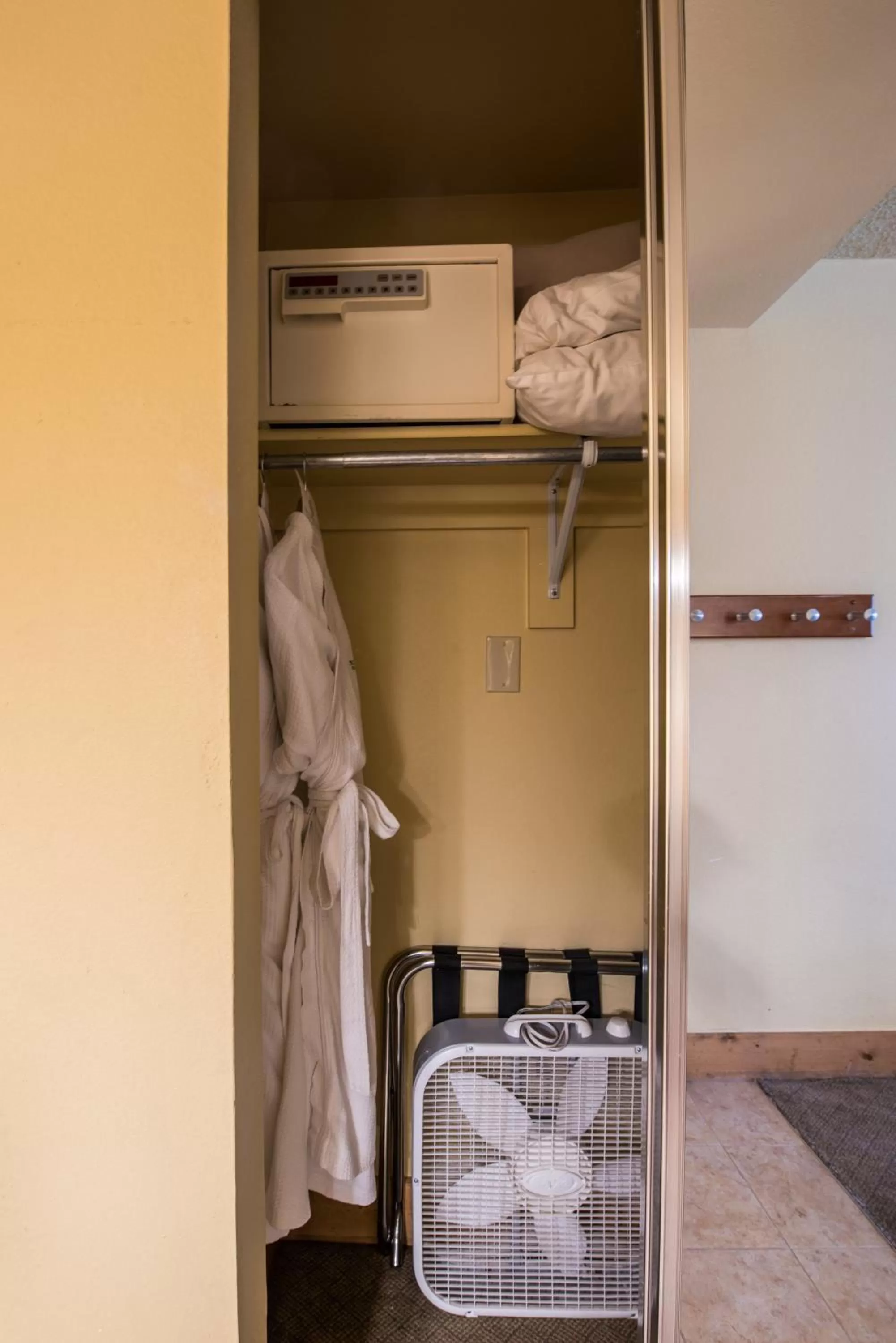 Photo of the whole room, Bunk Bed in The Grand Lodge Hotel and Suites