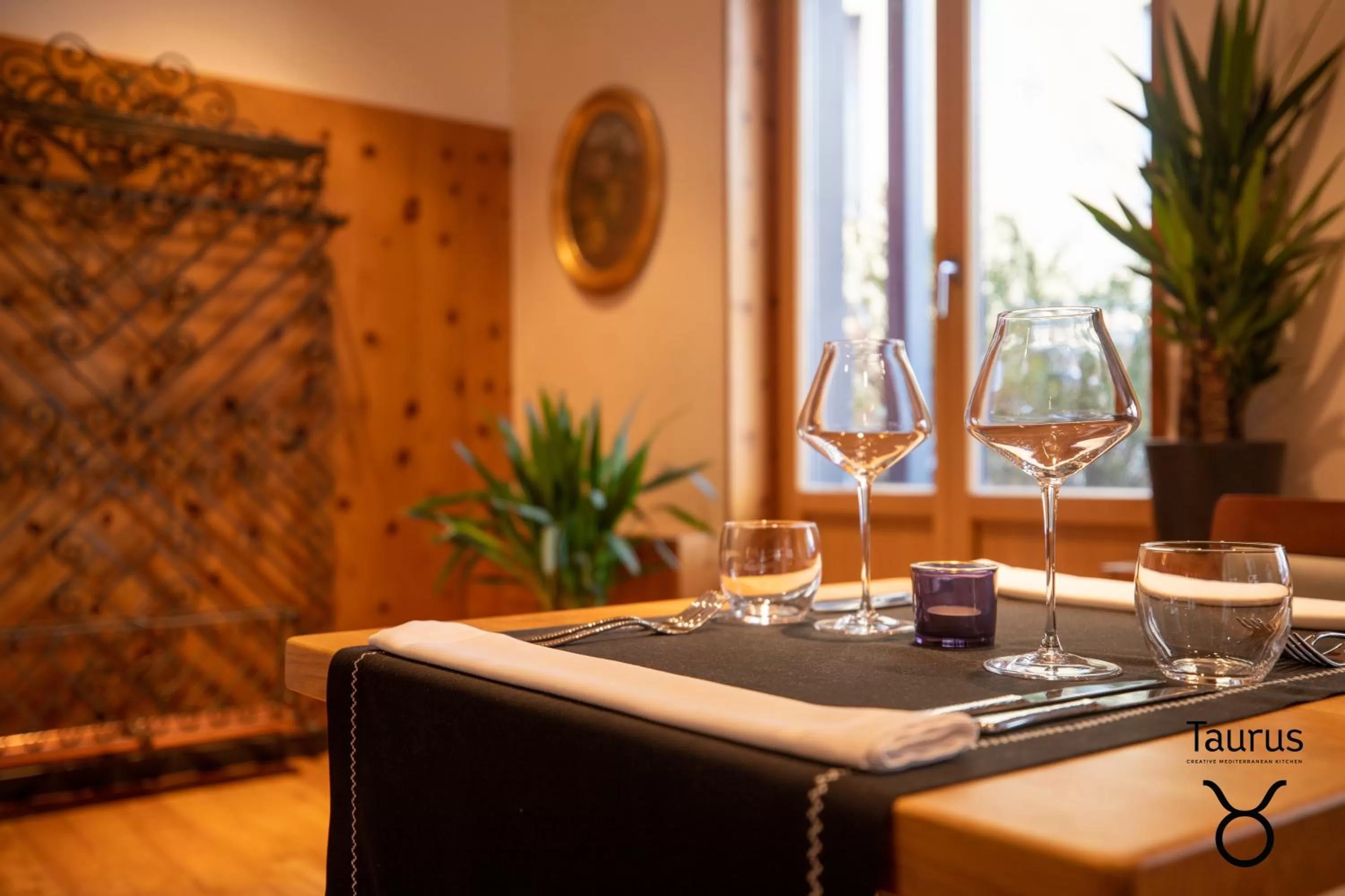 Restaurant/places to eat in Boutique Hotel OchSen Self-Check-In