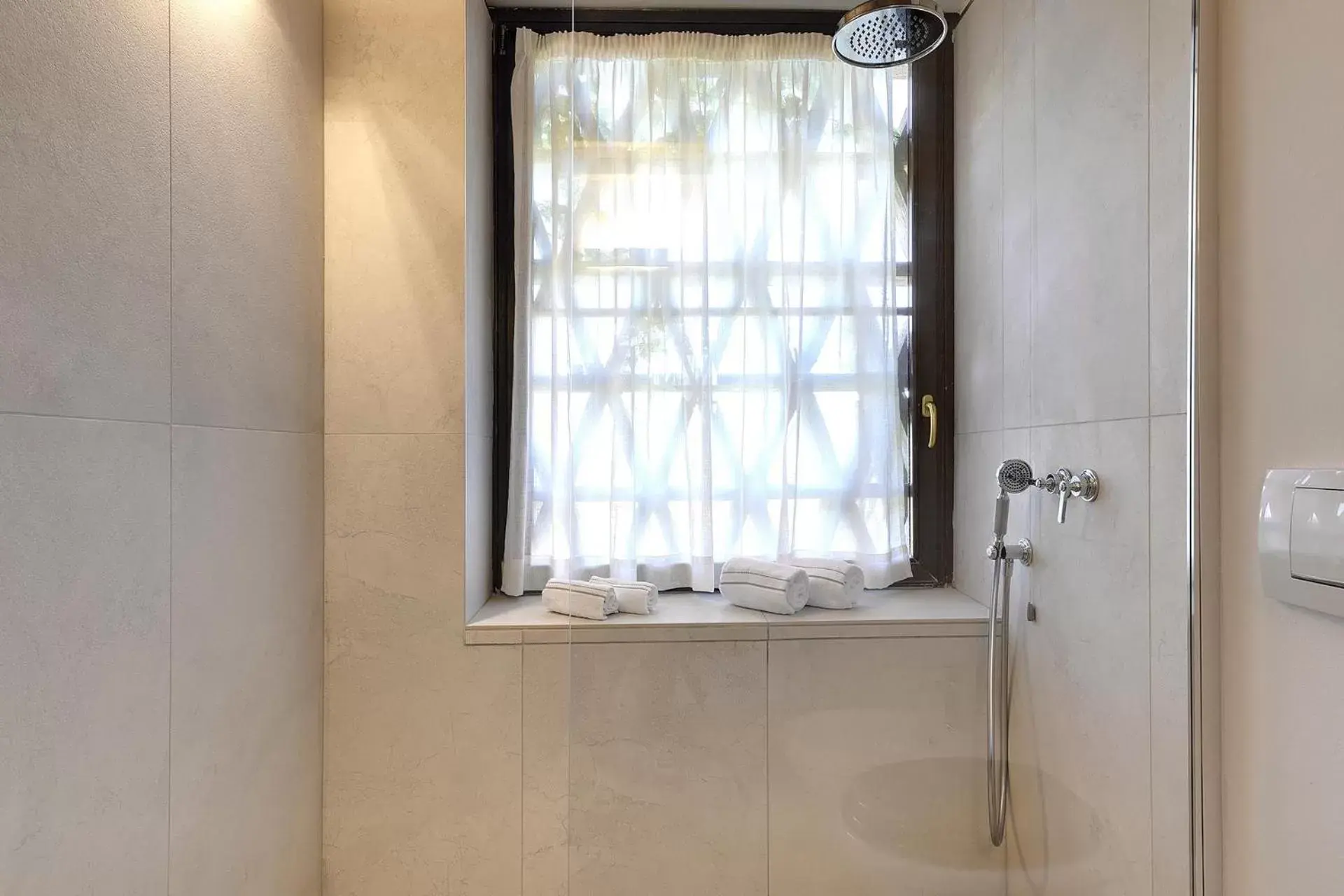 Shower, Bathroom in Terre di Baccio