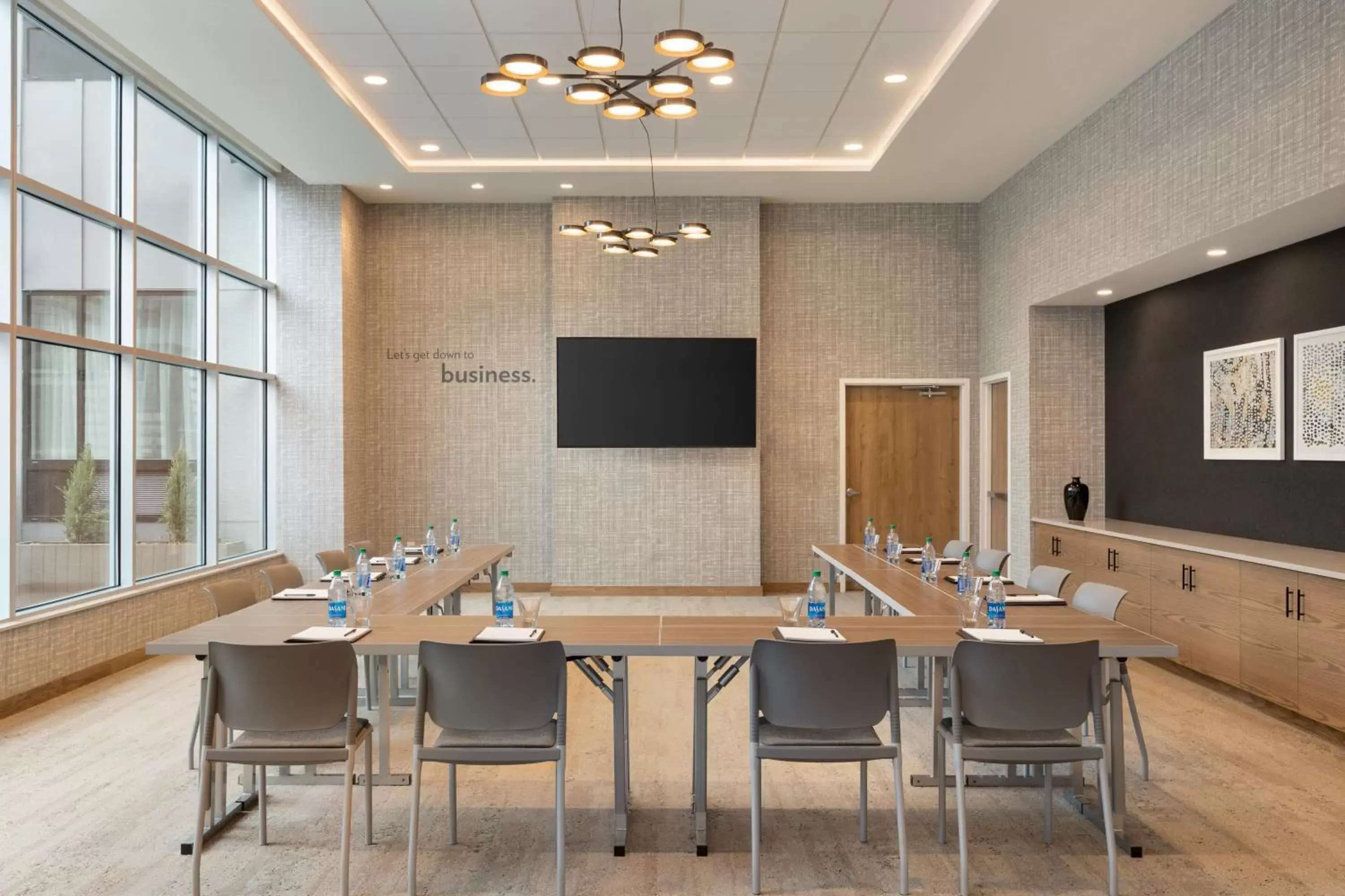 Meeting/conference room in EVEN Hotels Rochester - Mayo Clinic Area, an IHG Hotel