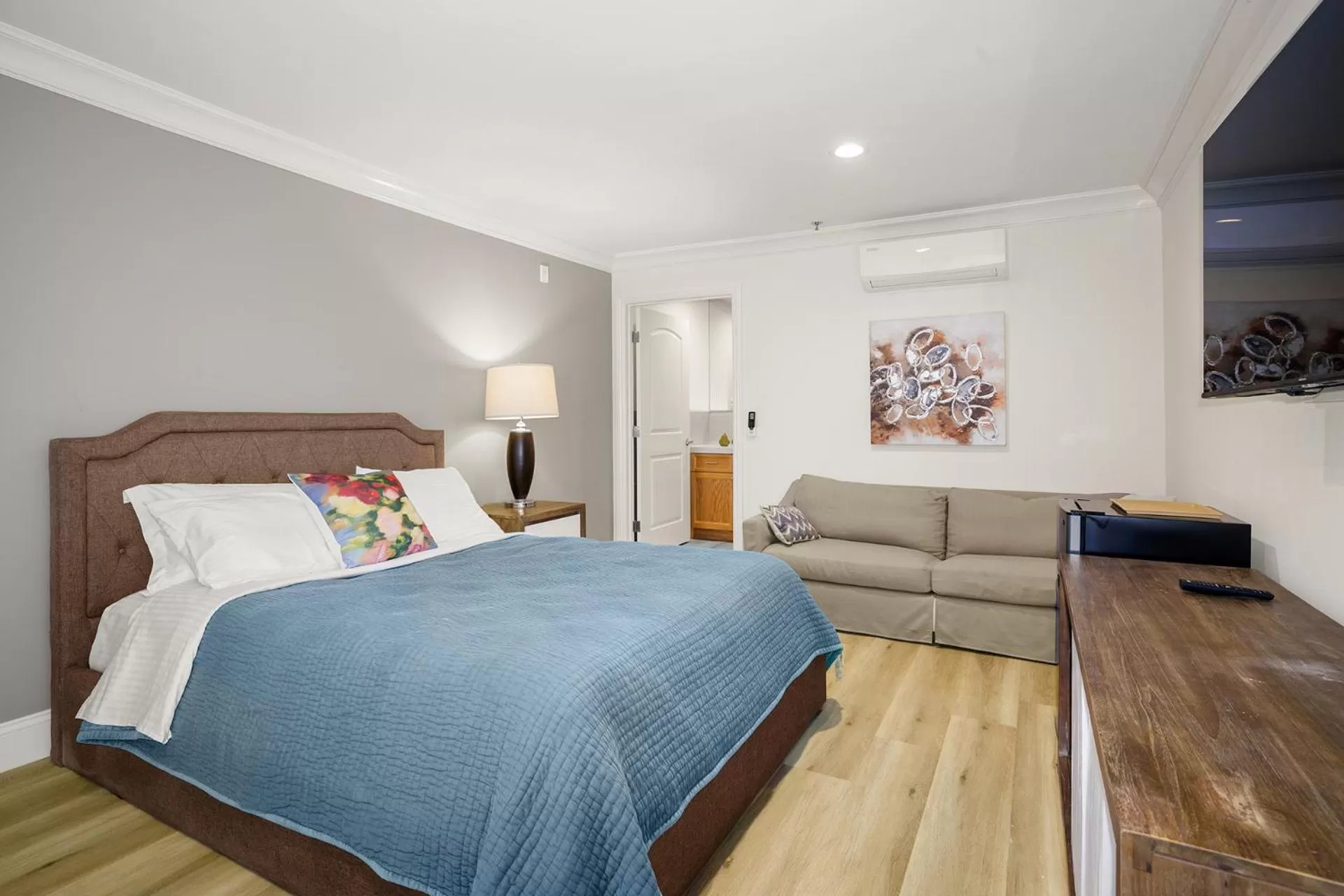 Bed in Hotel Huntington