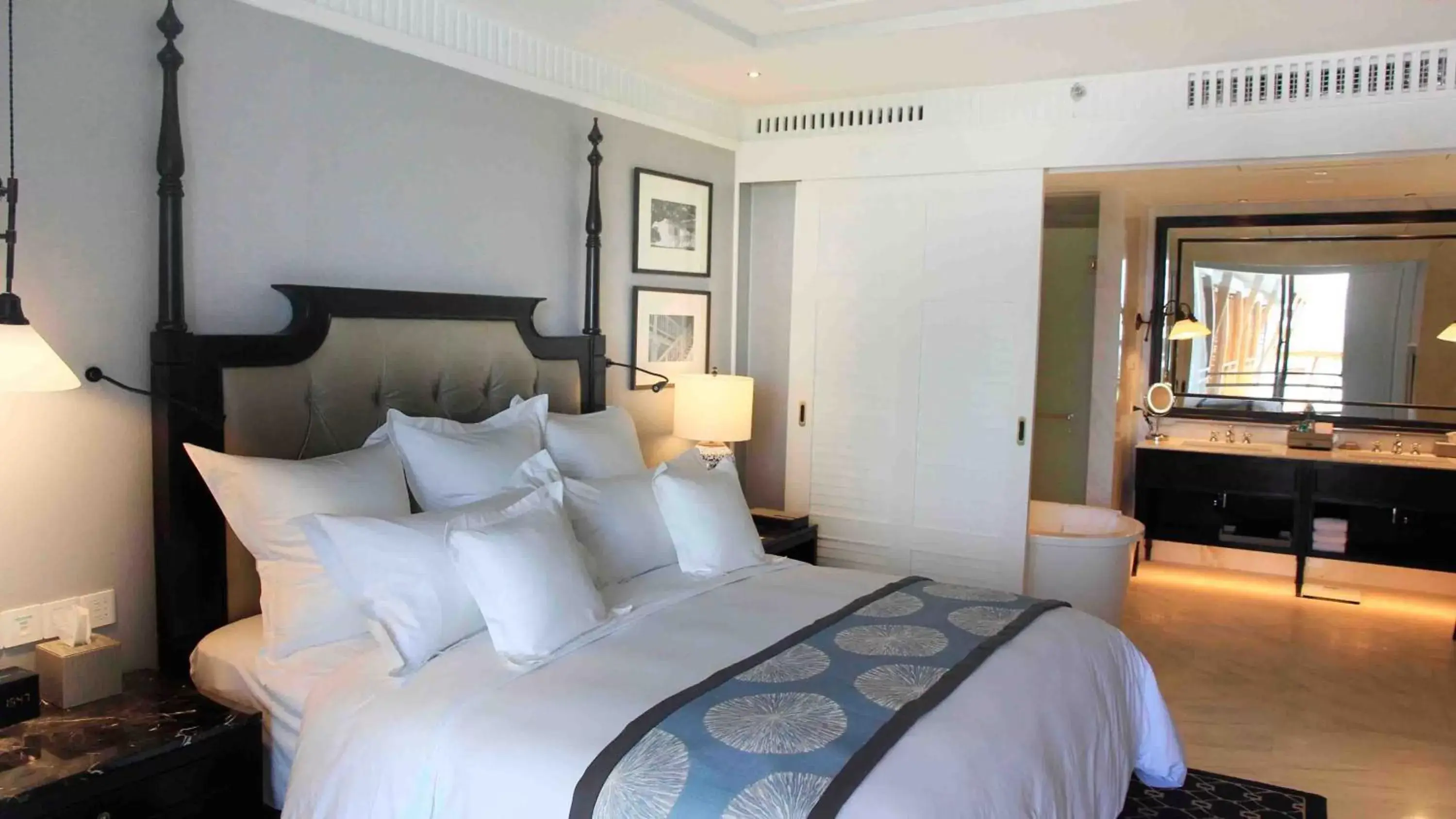 Photo of the whole room, Bed in InterContinental Hua Hin Resort, an IHG Hotel