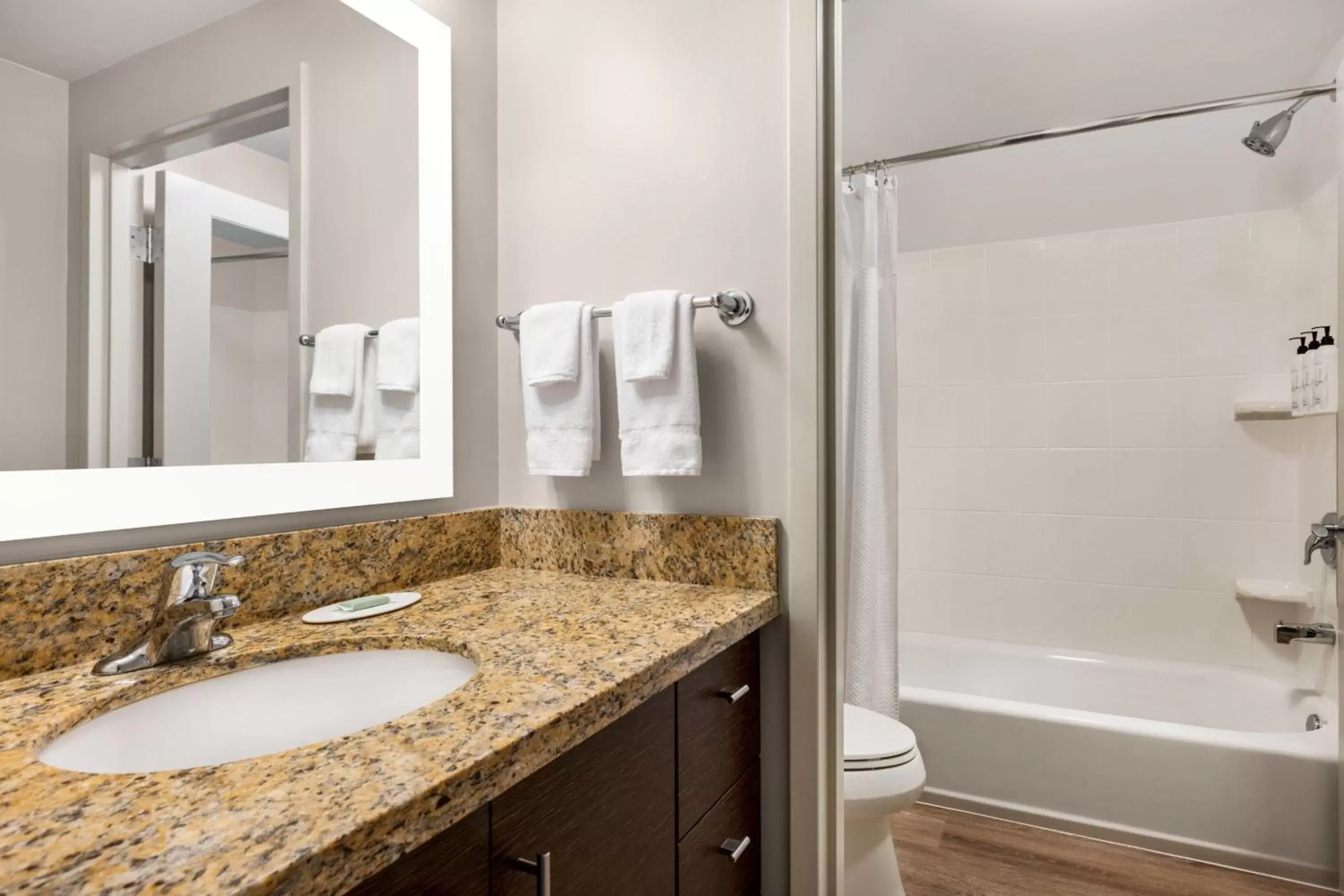 Bathroom in TownePlace Suites by Marriott Harrisburg West/Mechanicsburg