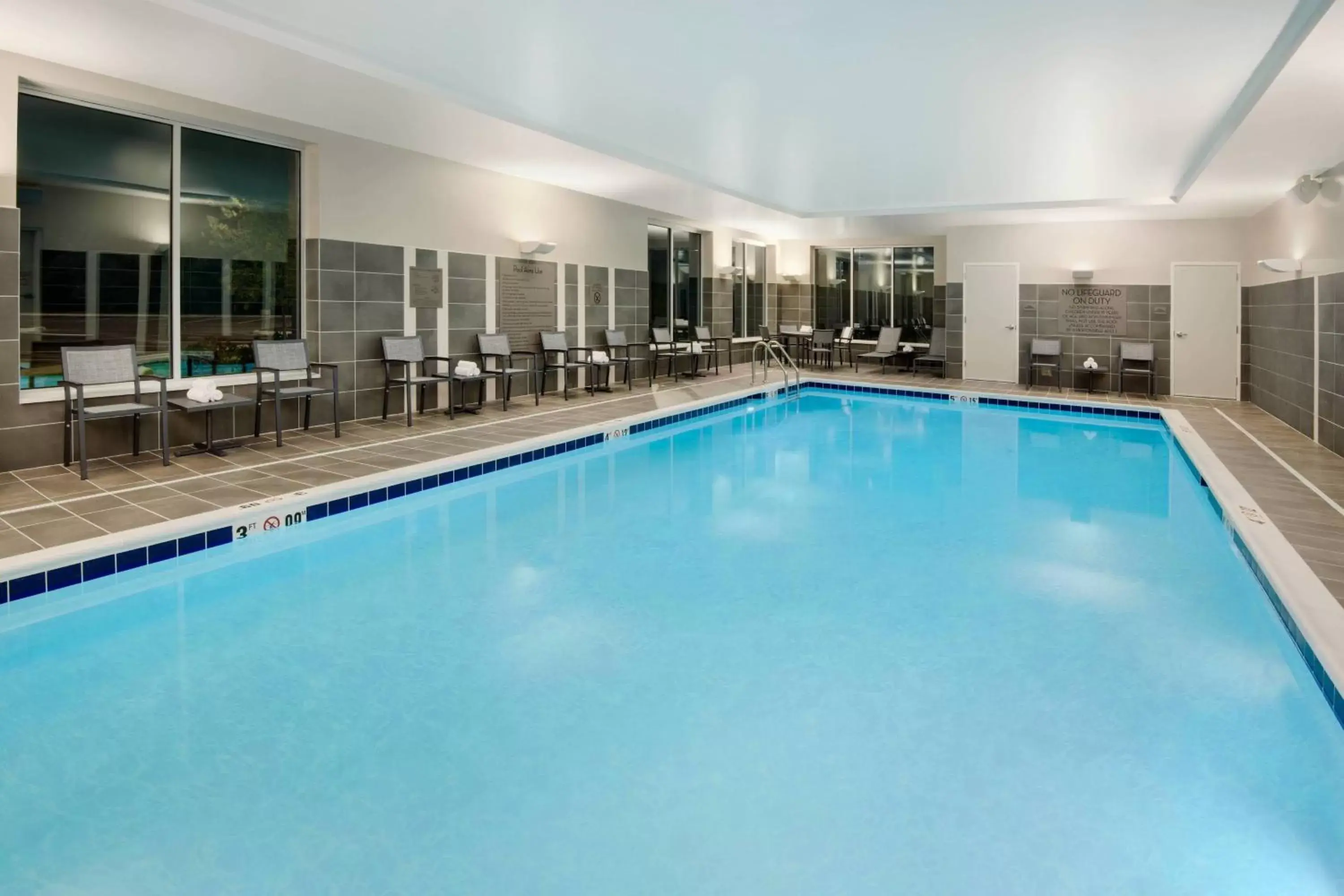 Swimming Pool in Residence Inn By Marriott Indianapolis Keystone