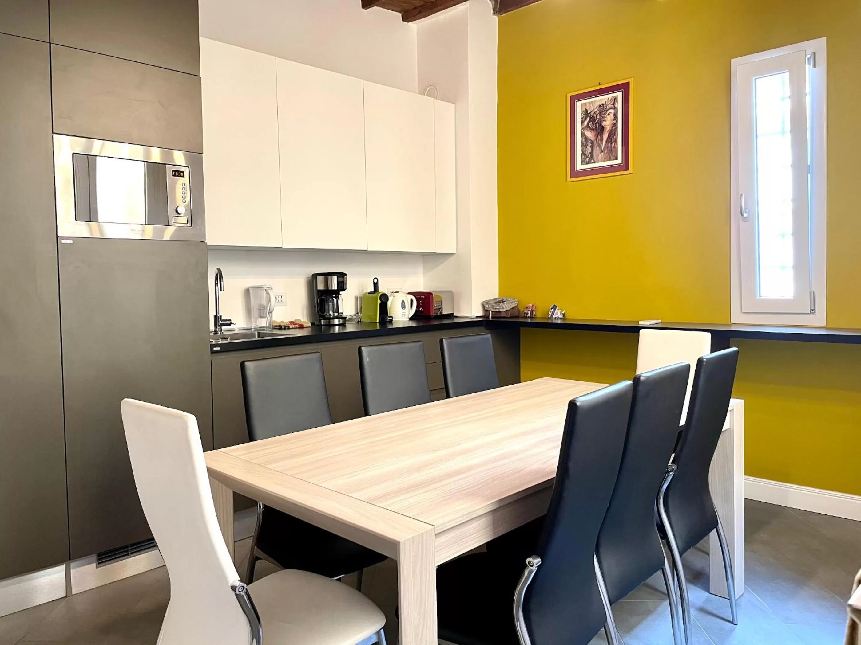 Communal lounge/ TV room in Canto dei Servi