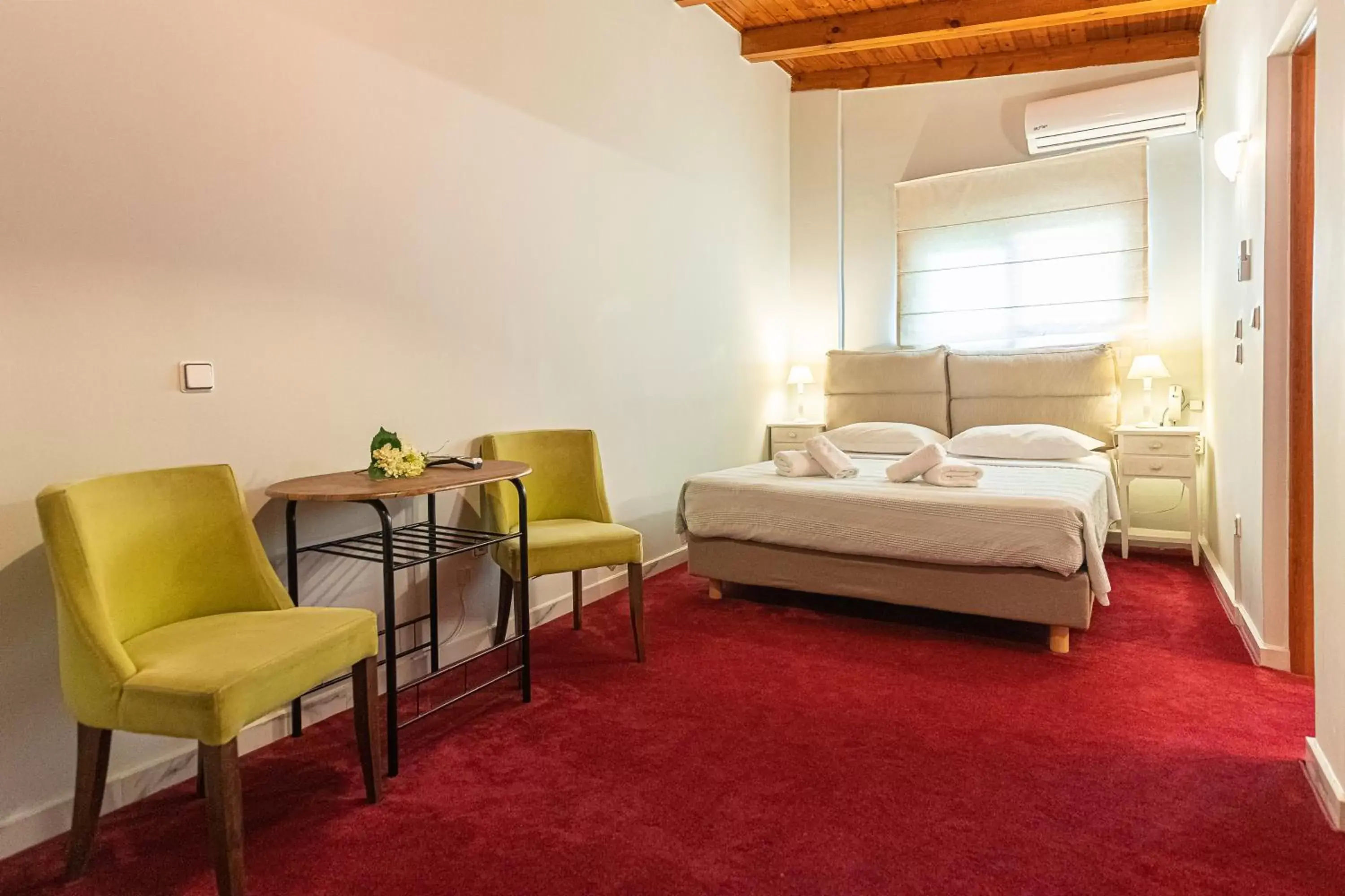 Standard Double Room in Apartments Tina FREE transfer from-to the airport Standard Double Room in Apartments Tina FREE transfer from-to the airport