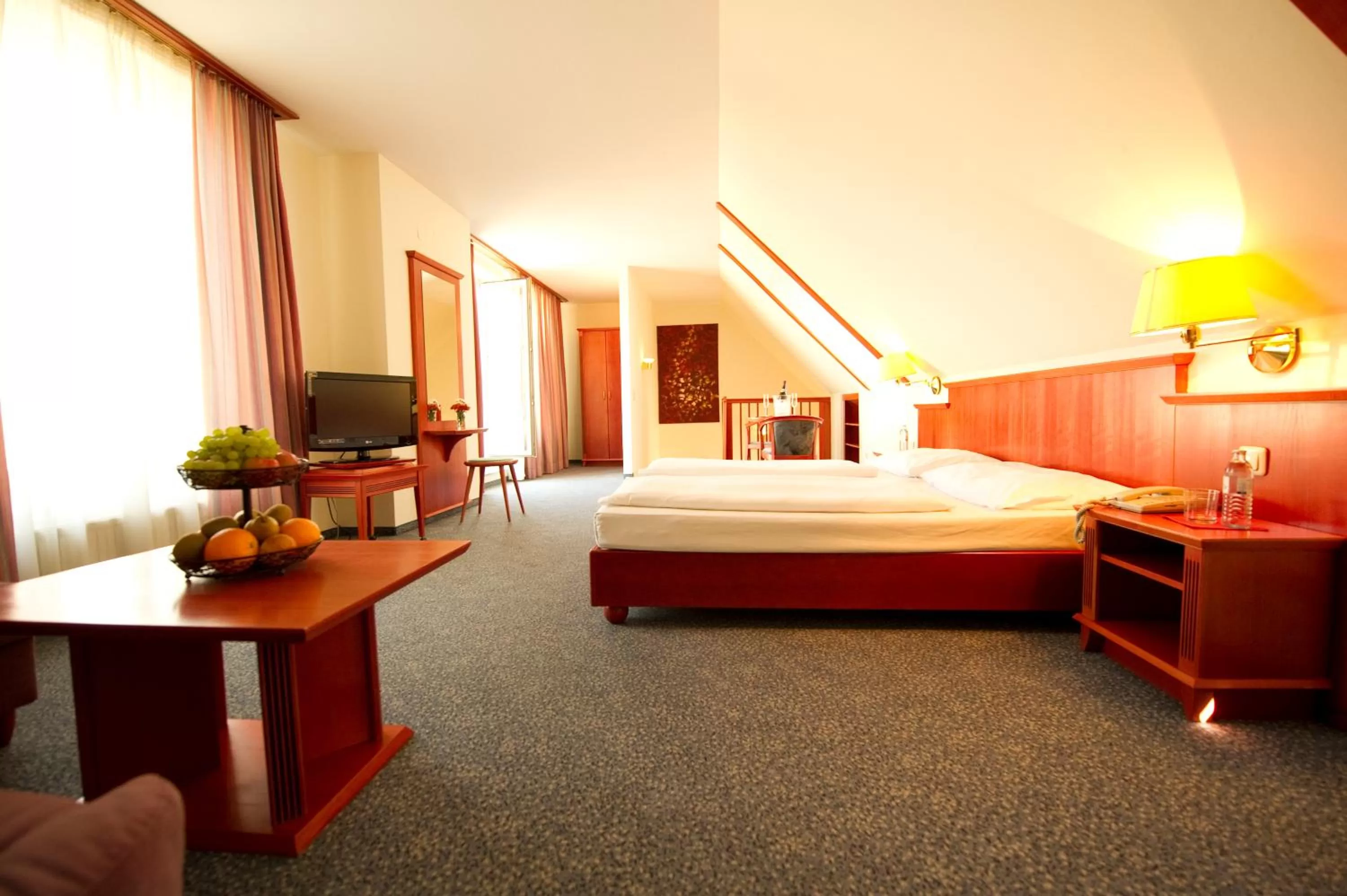 Photo of the whole room, Bed in Hotel Allegro Wien