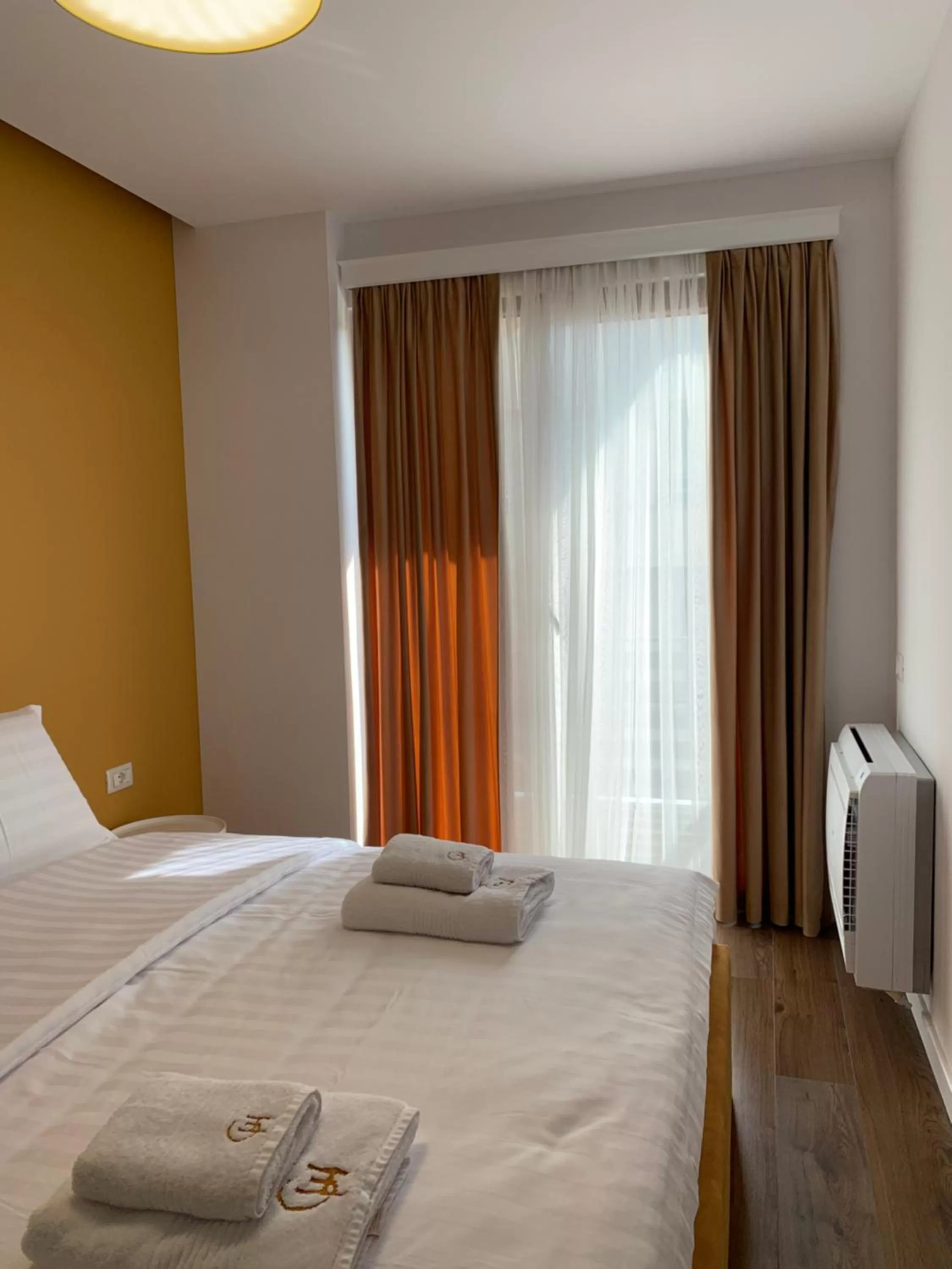 Bed in Grand Hotel Pogradec