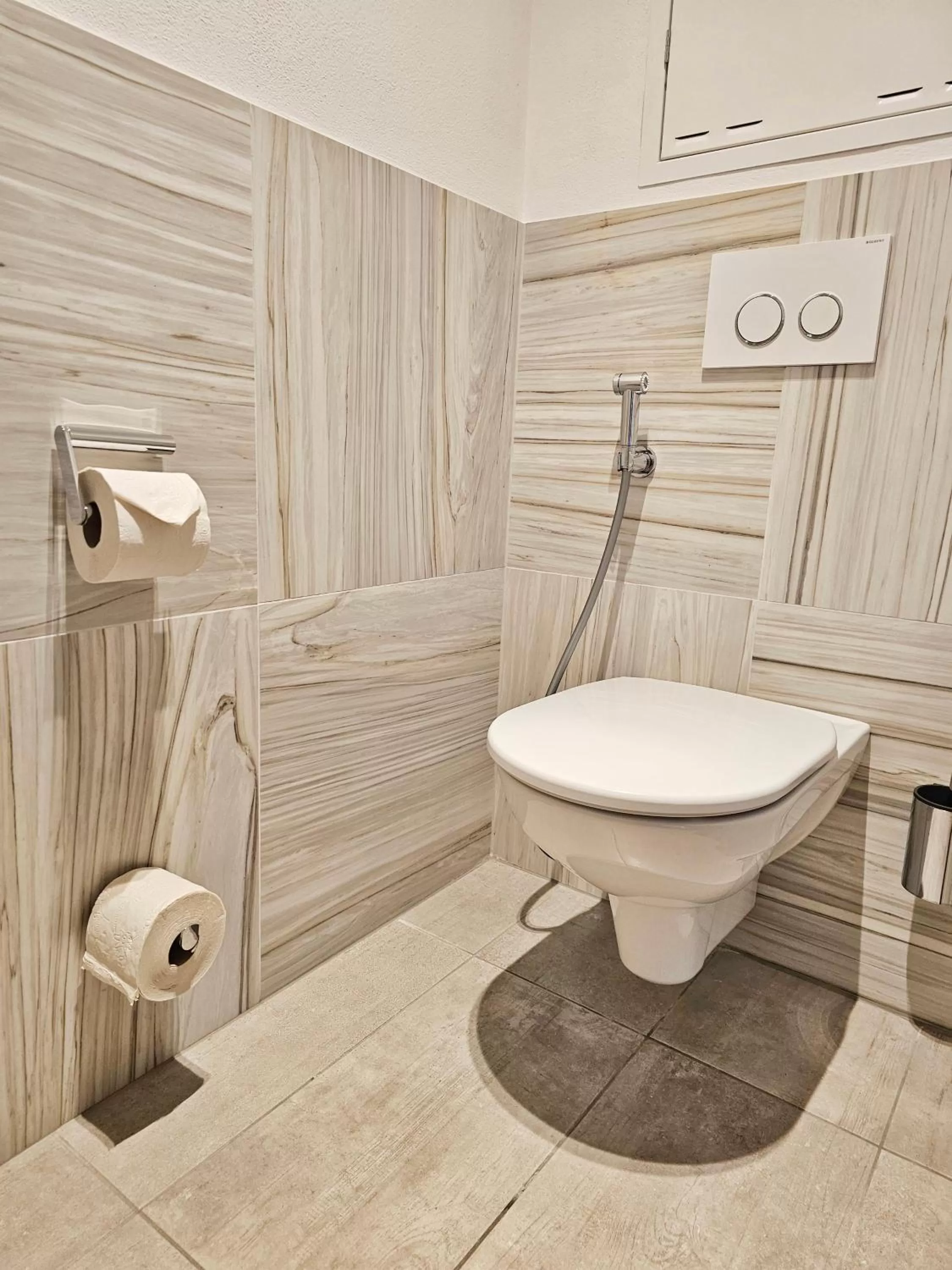 Toilet in Sonja Alpine Resort