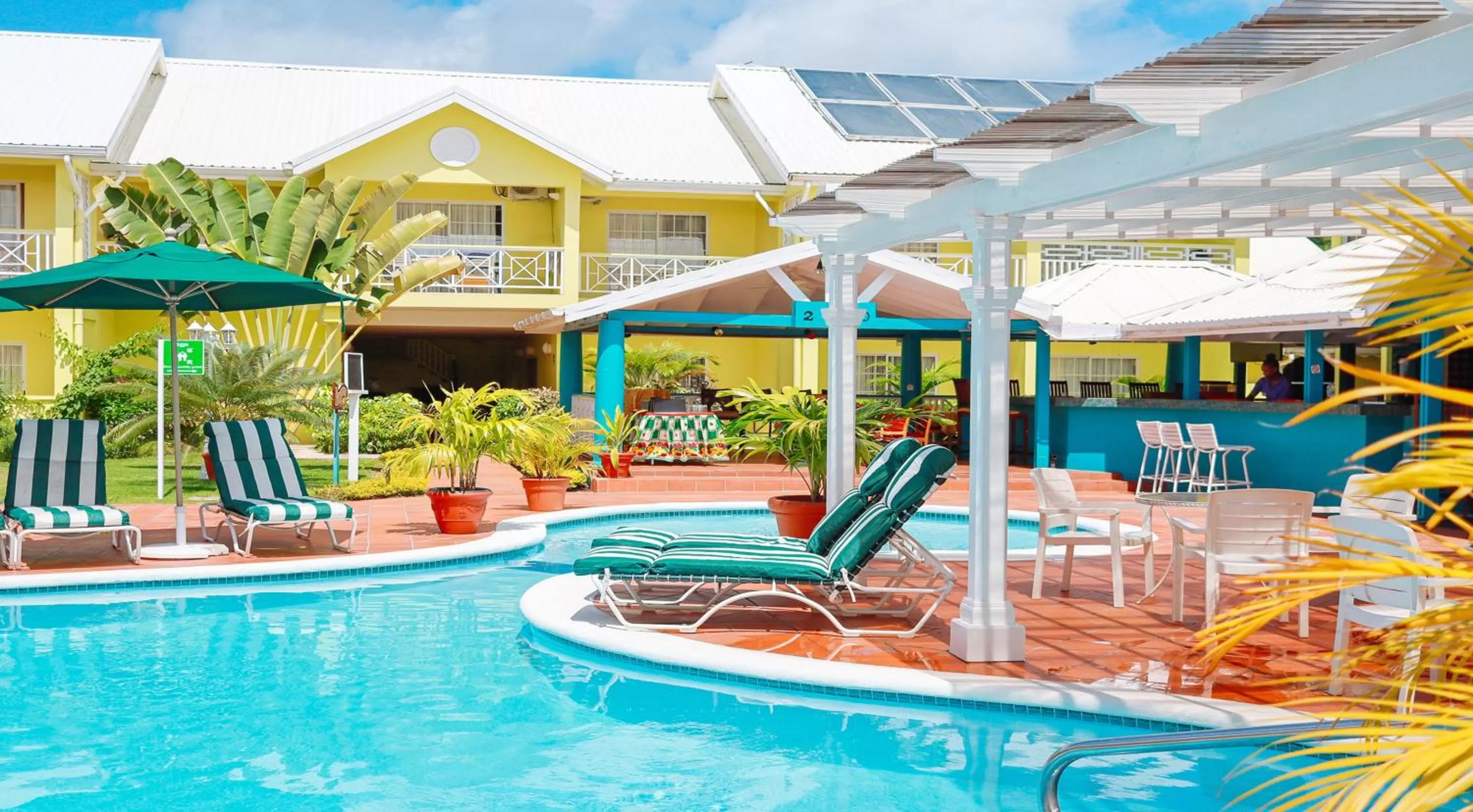 Swimming pool in Bay Gardens Hotel