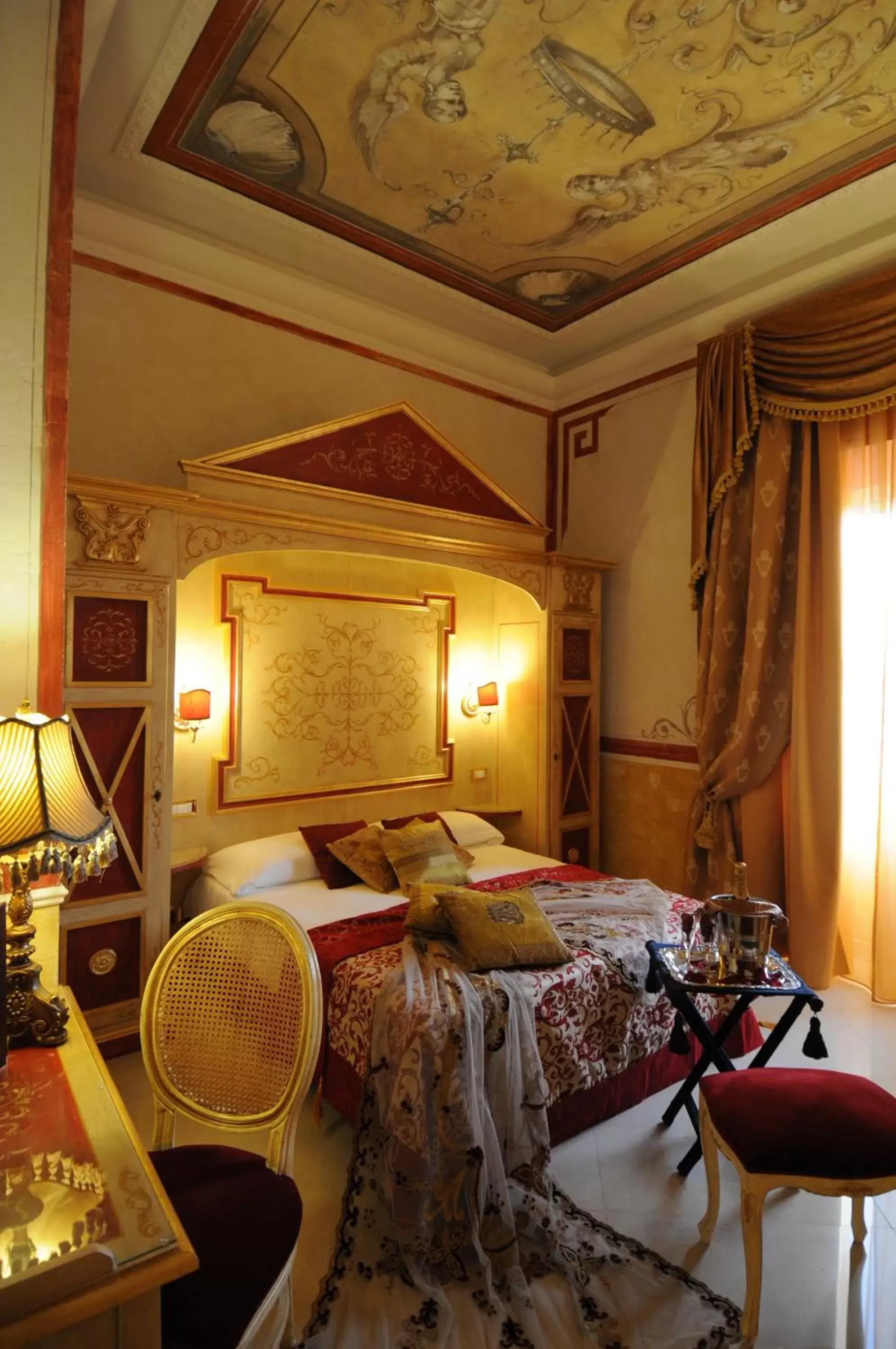 Photo of the whole room in Romanico Palace Luxury Hotel & SPA