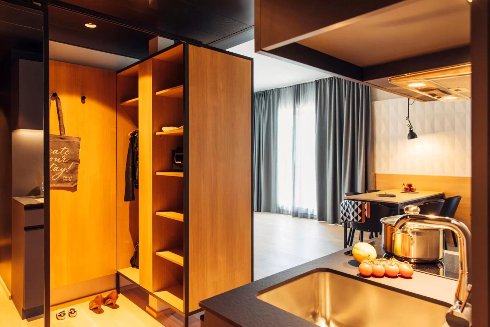 Seating area in harry's home Steyr hotel & apartments