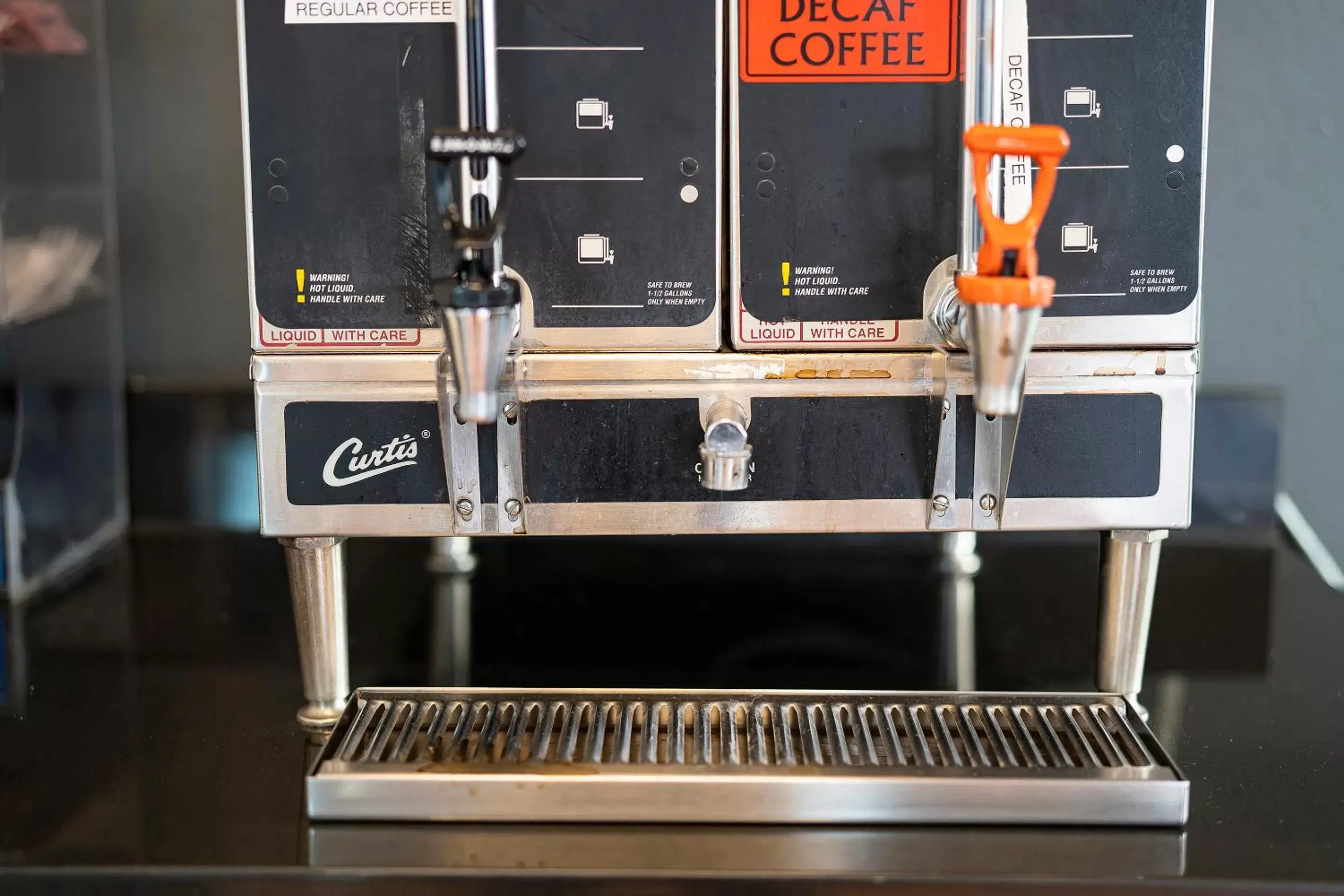 Coffee/tea facilities in OYO Hotel Hermiston OR, Downtown