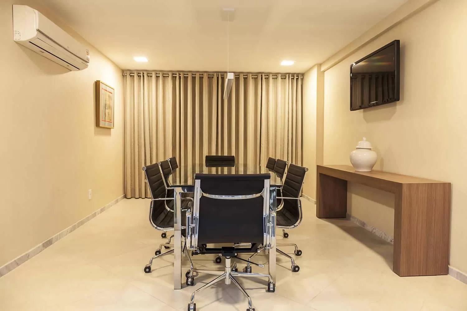 Business facilities in Atmosfera Hotel