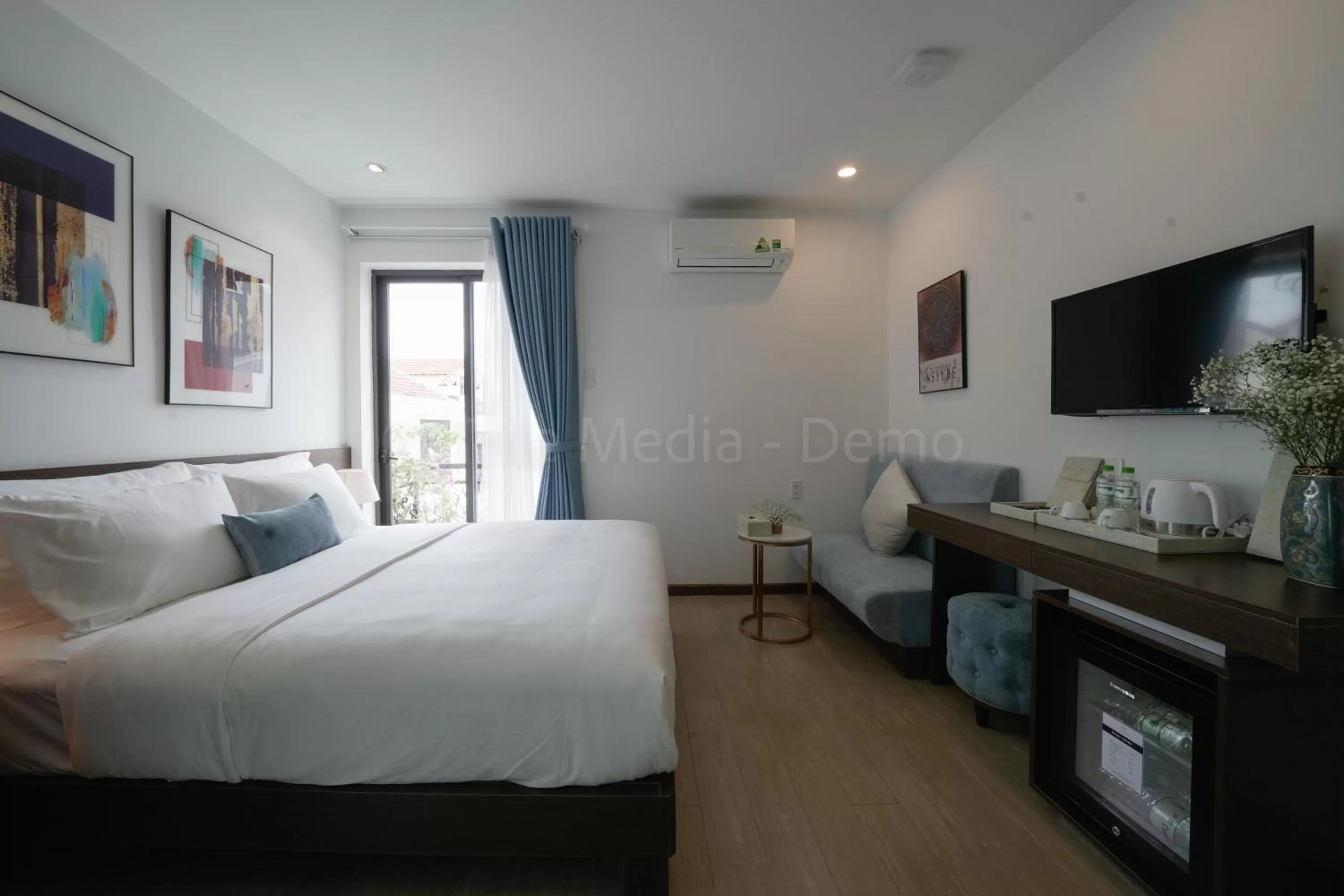 Bed in Lion King Hotel