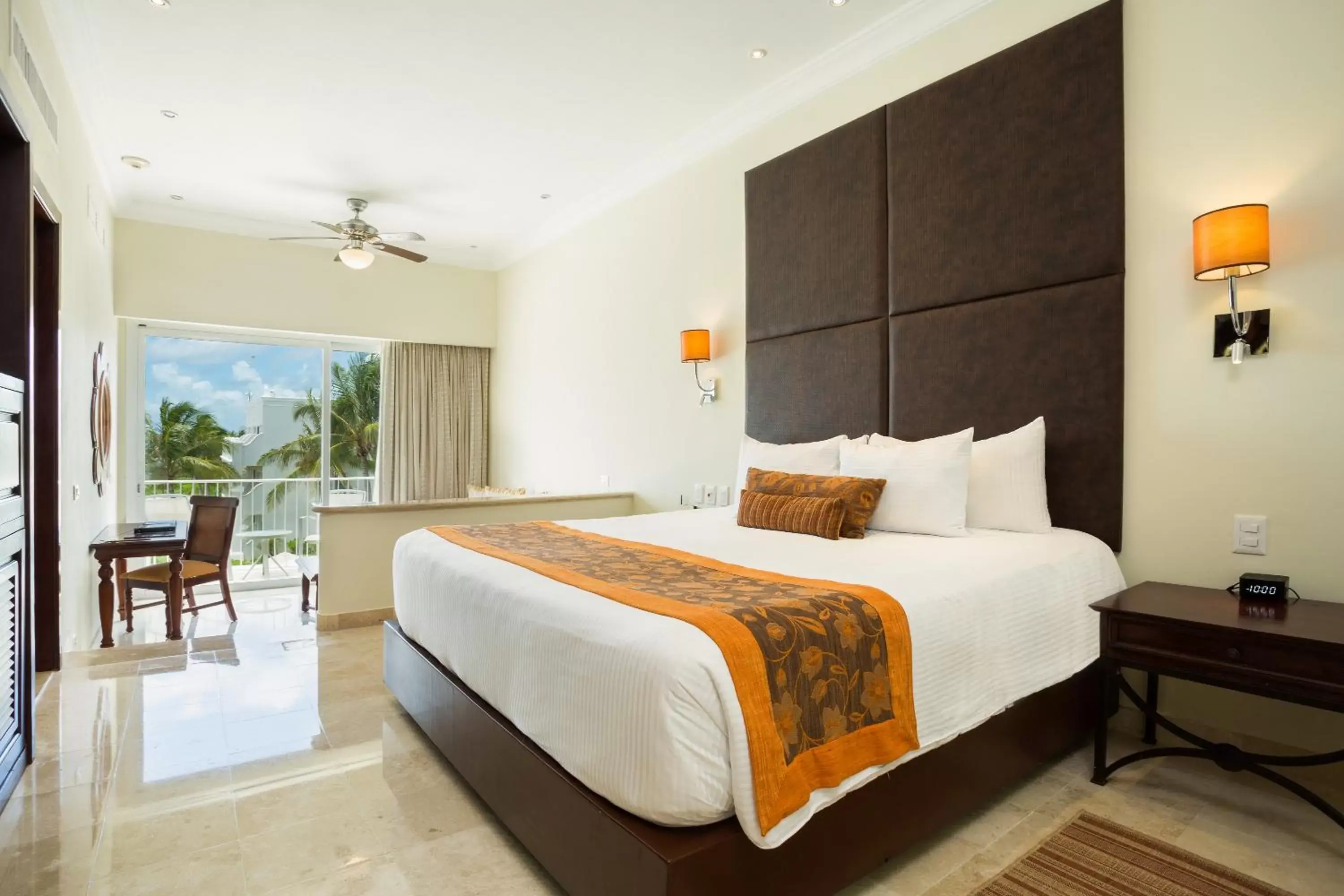 Photo of the whole room, Bed in Dreams Tulum Resort & Spa