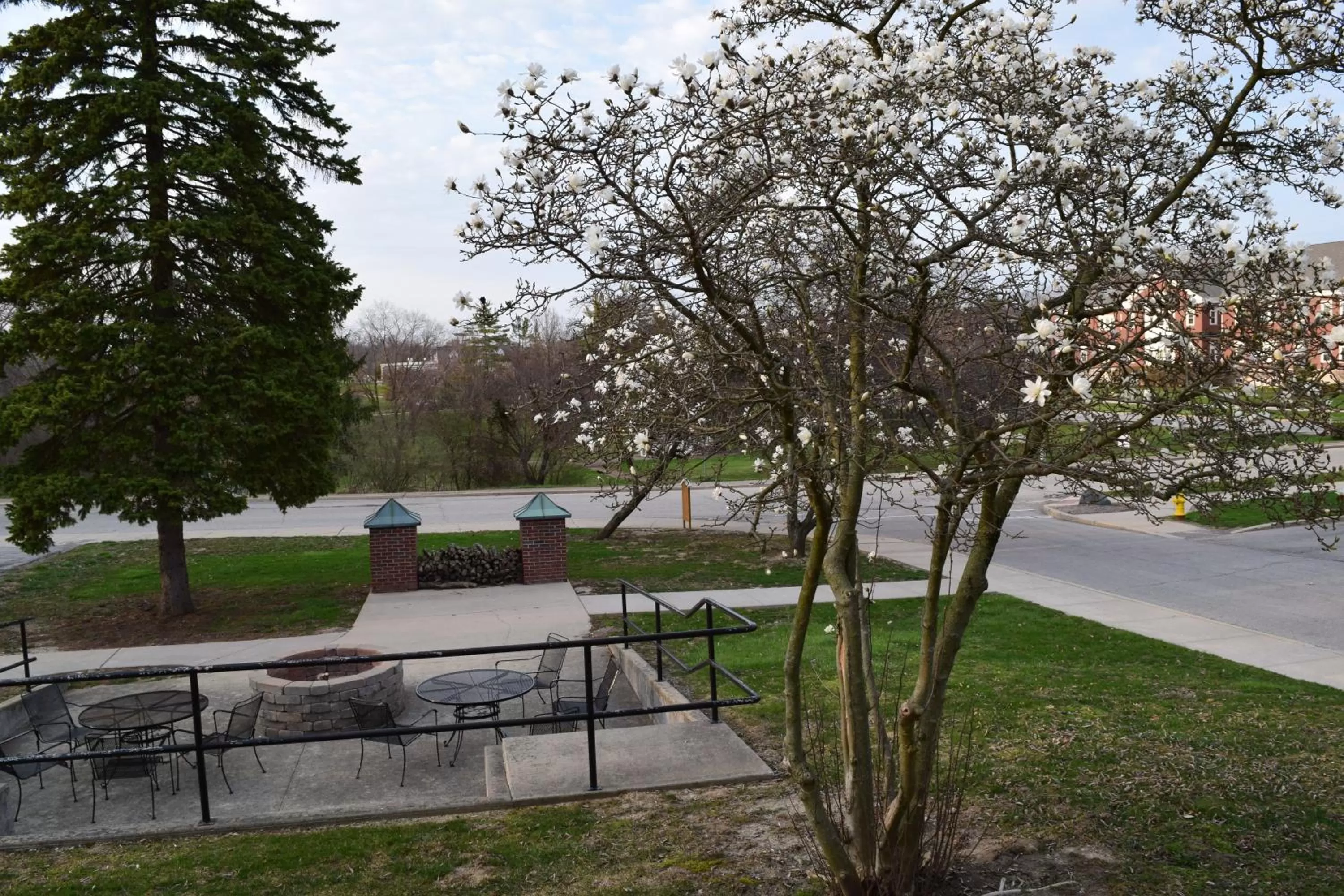 Patio in Fort Harrison State Park Inn