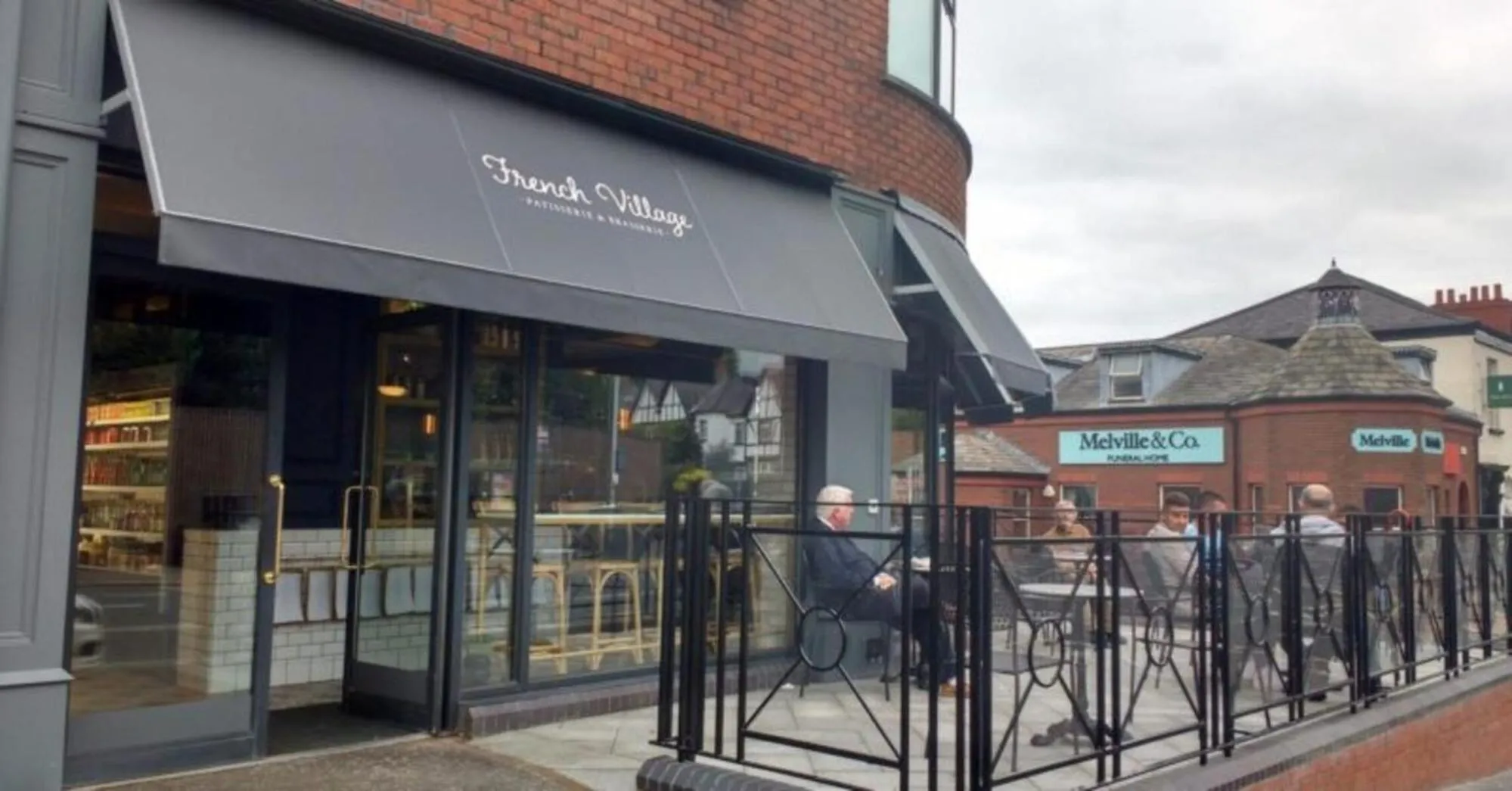 Restaurant/places to eat in Cordia Serviced Apartments - Free on-site parking