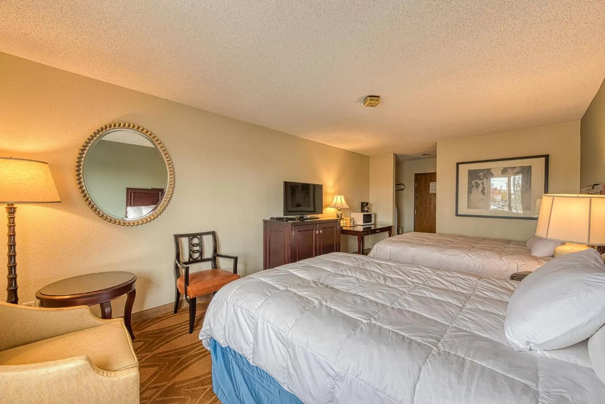 Bedroom, Bed in American Inn & suites