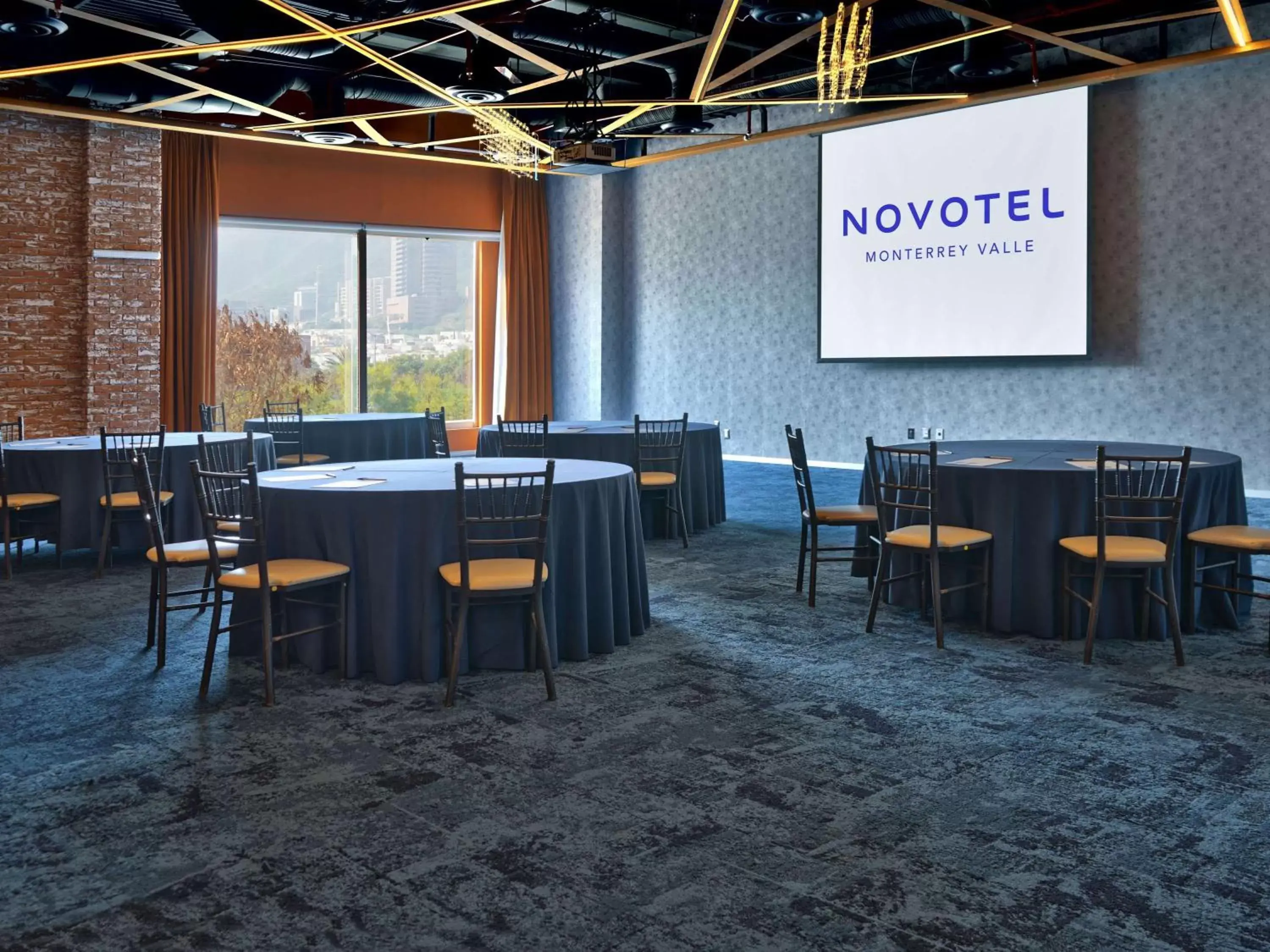 Meeting/conference room in Novotel Monterrey Valle