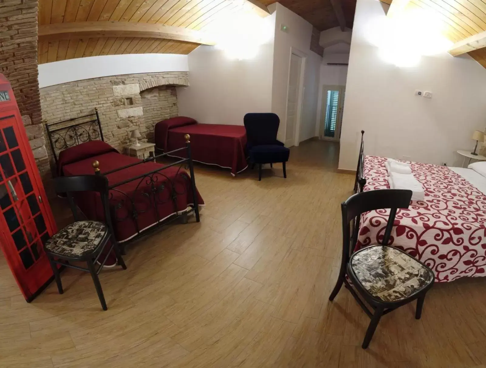 Photo of the whole room, Seating Area in Residenza delle Grazie